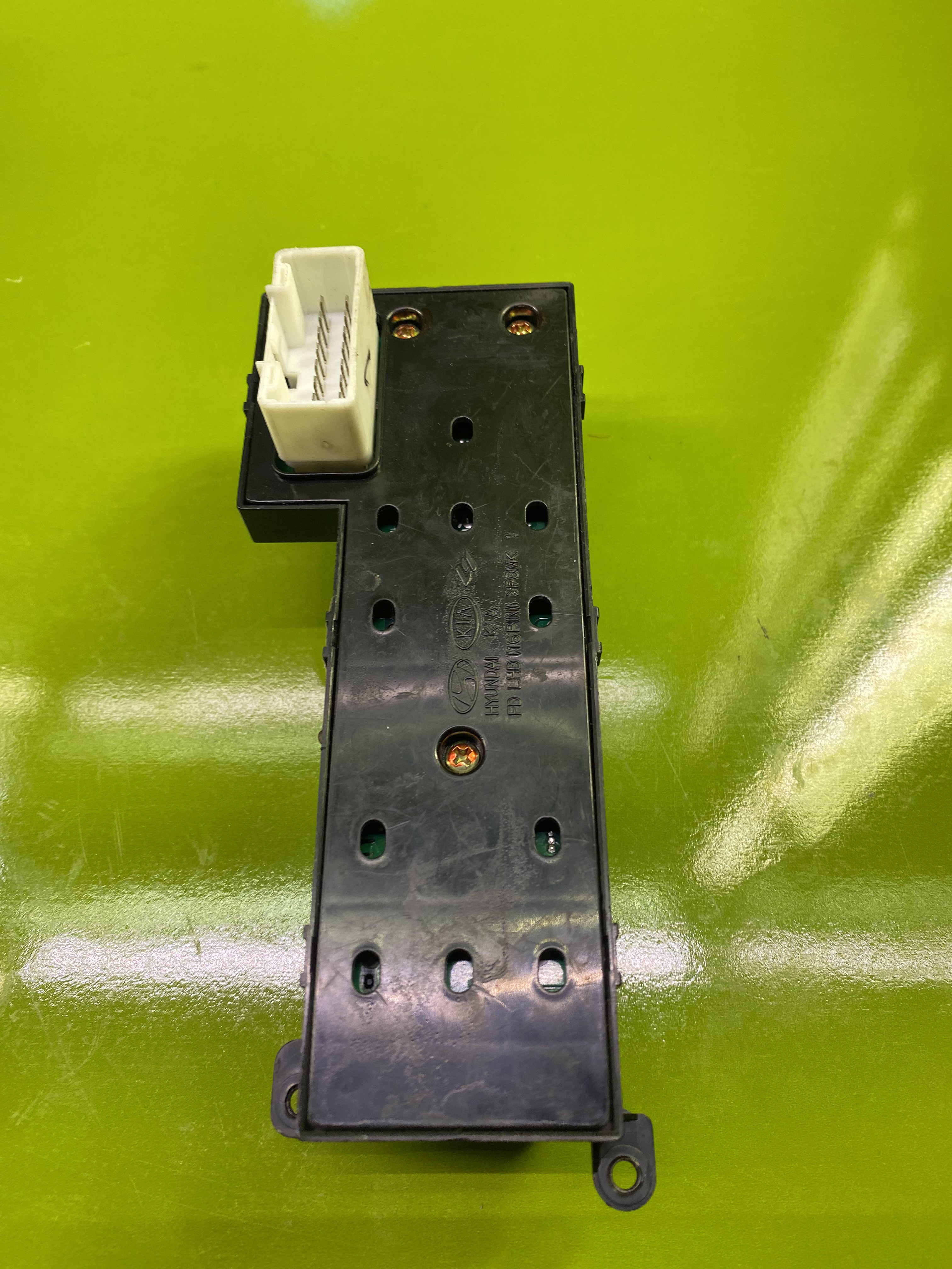 کلید اصلی برق پنجره النترا