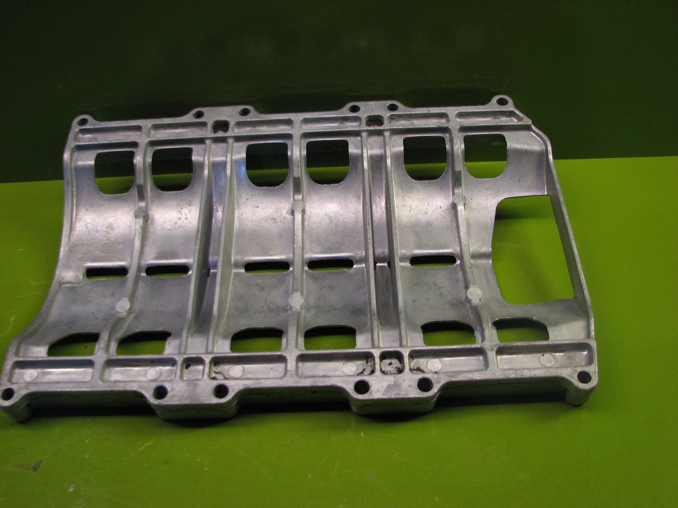 سینی زیر میل لنگ