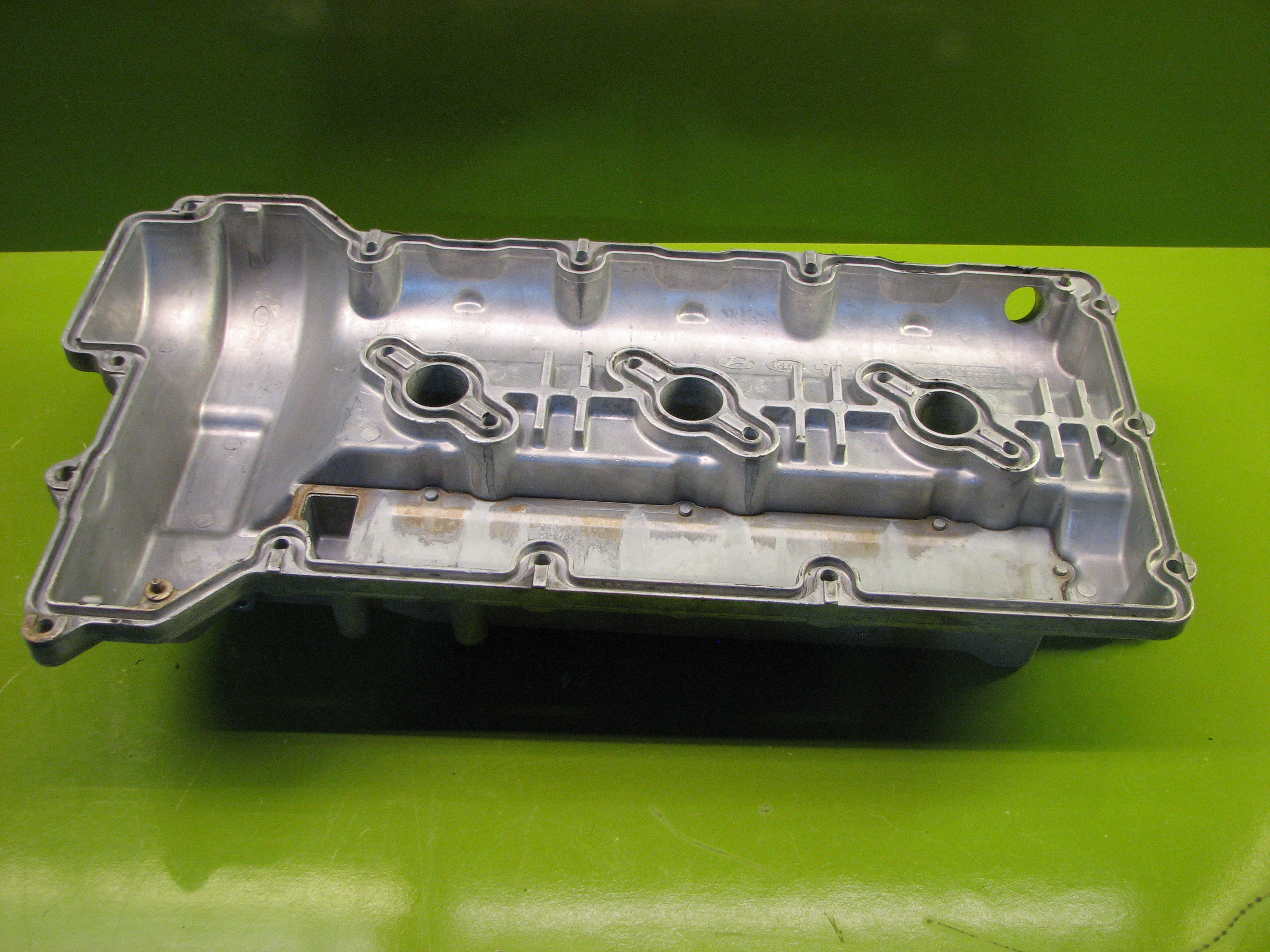 درب سوپاپ هیوندای و کیا 6سیلندر(چپ) 2007-2009