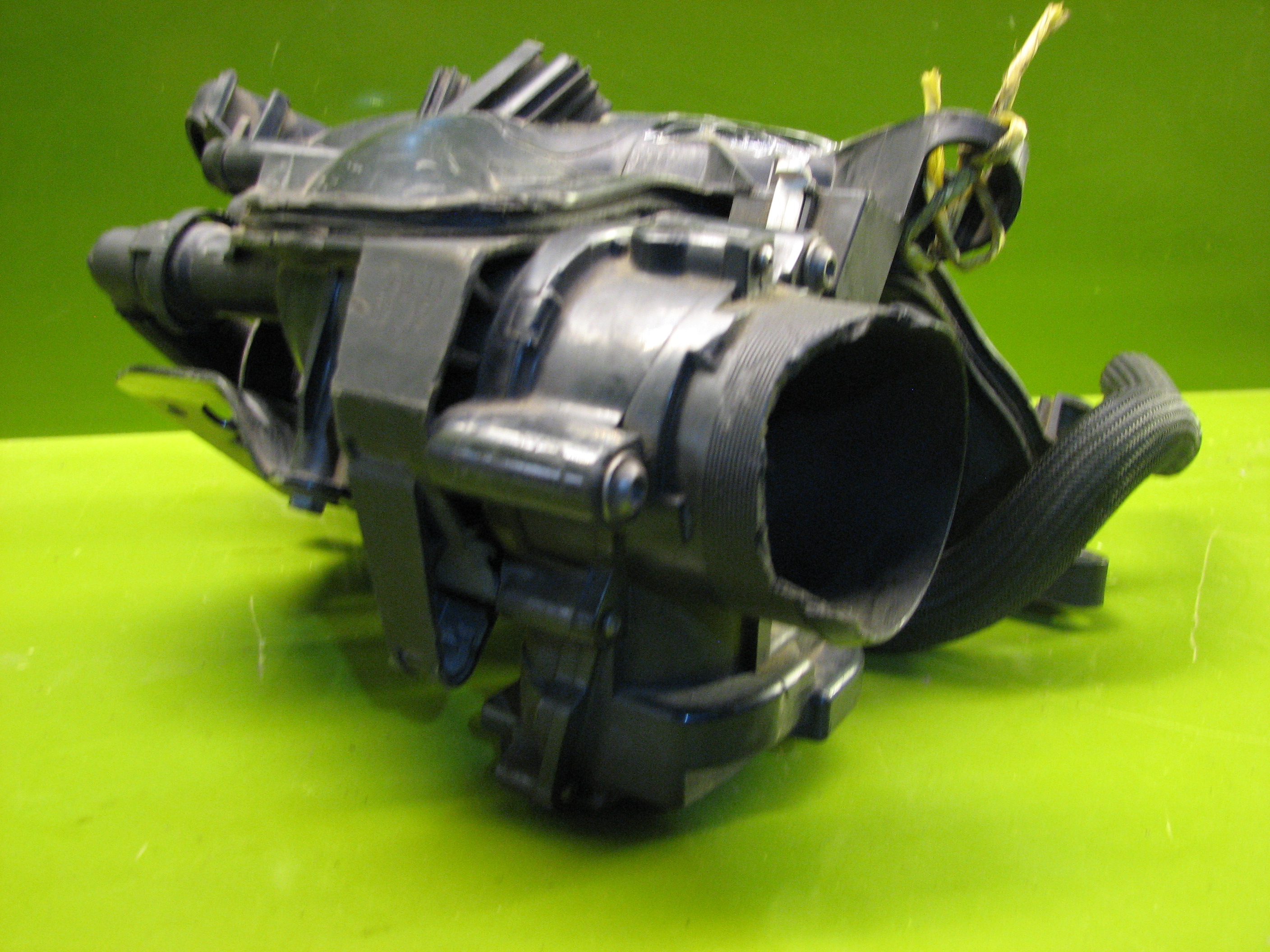 مانی فولد پژو 2008-508