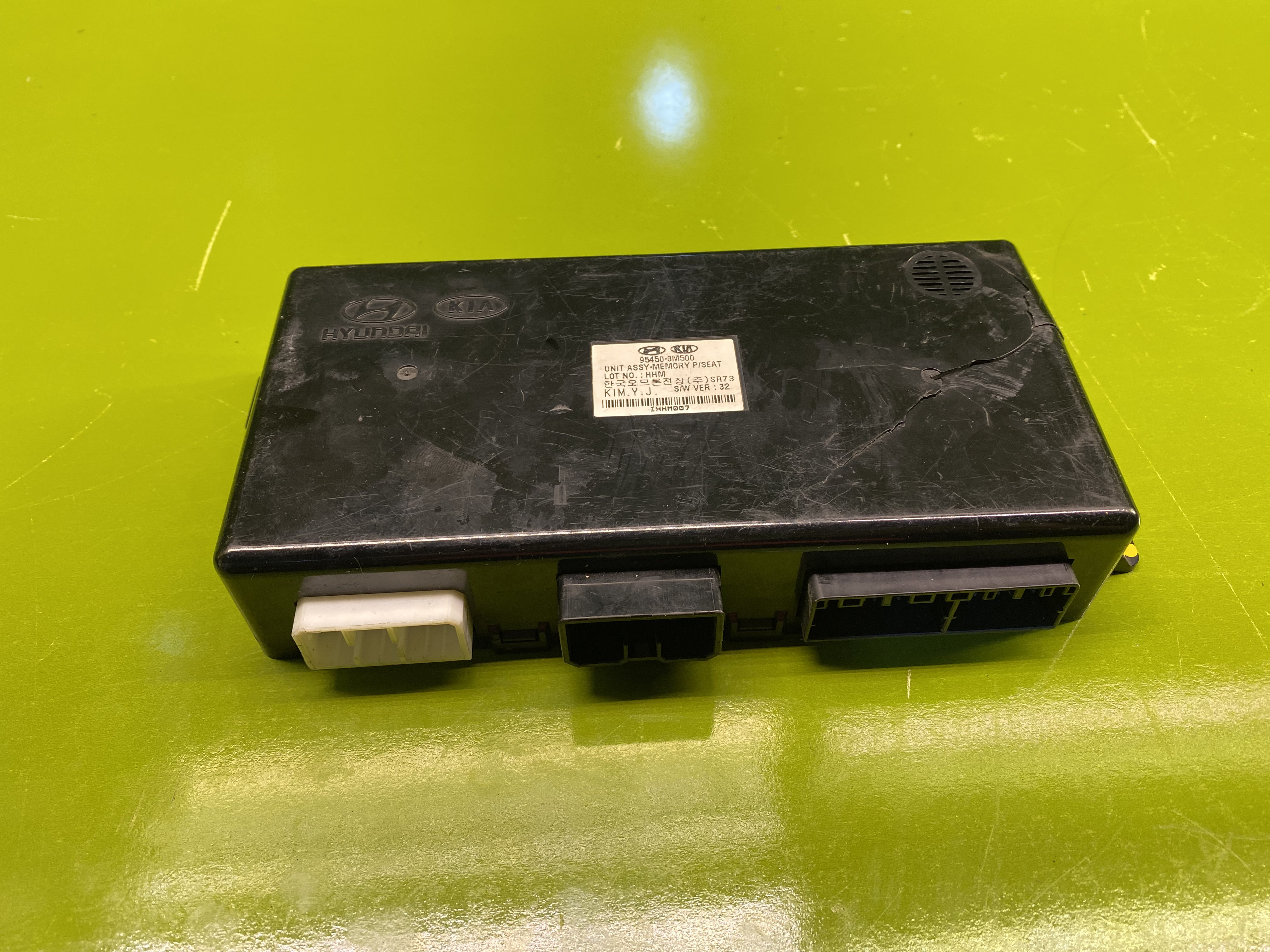 یونیت  مموری صندلی جنسیس