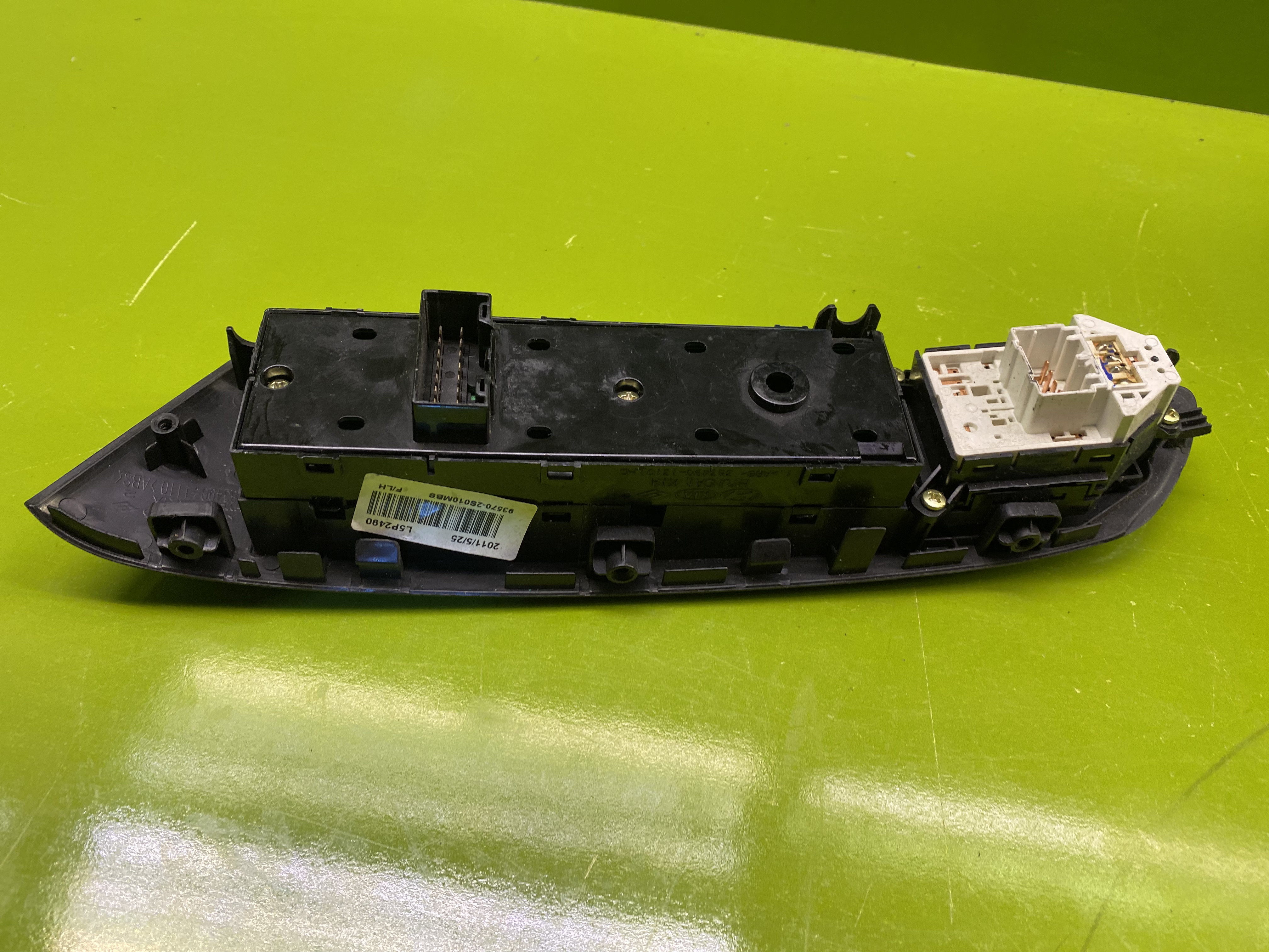 کلید شیشه بالابر درب جلو