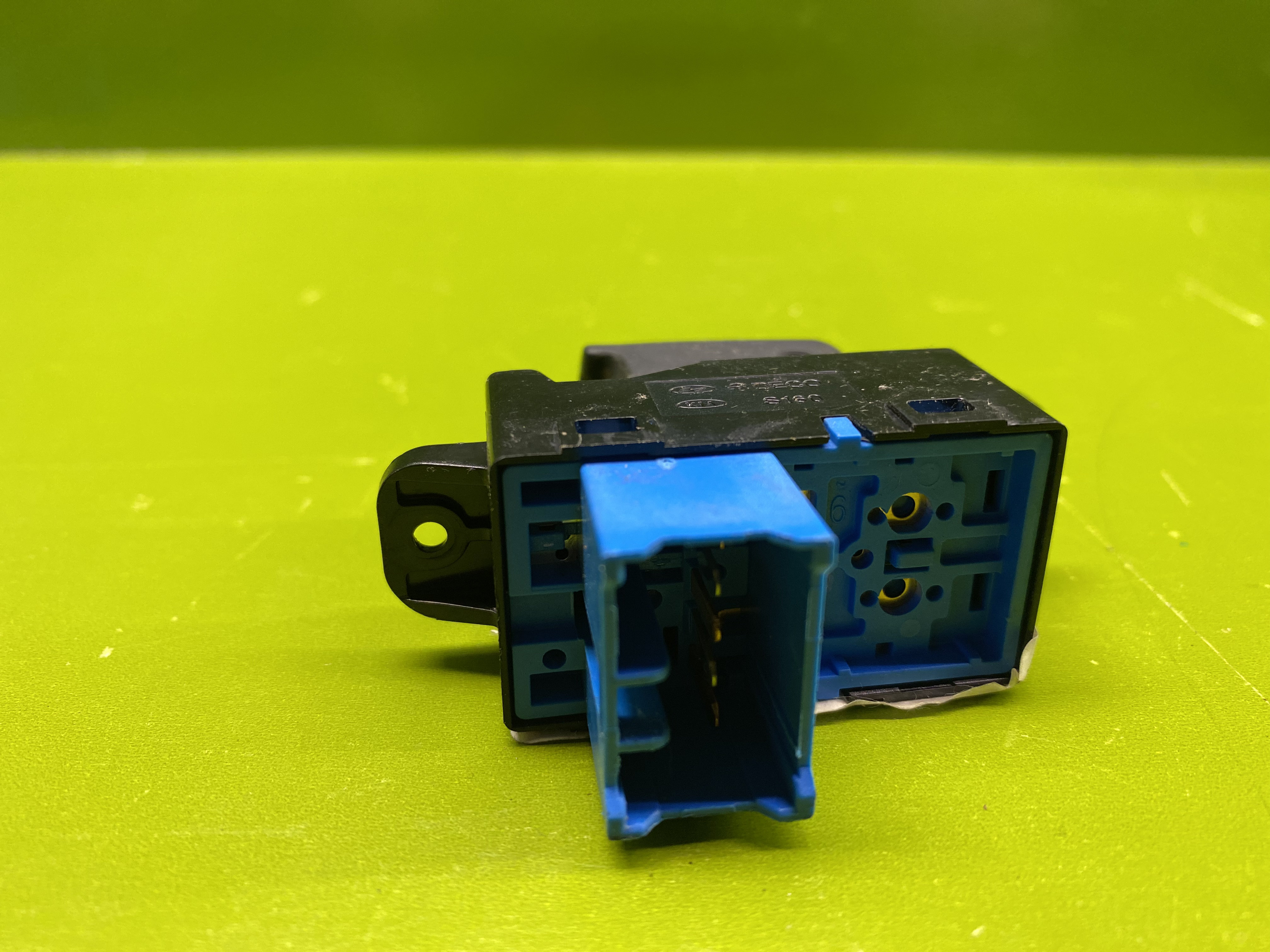 بالابر شیشه