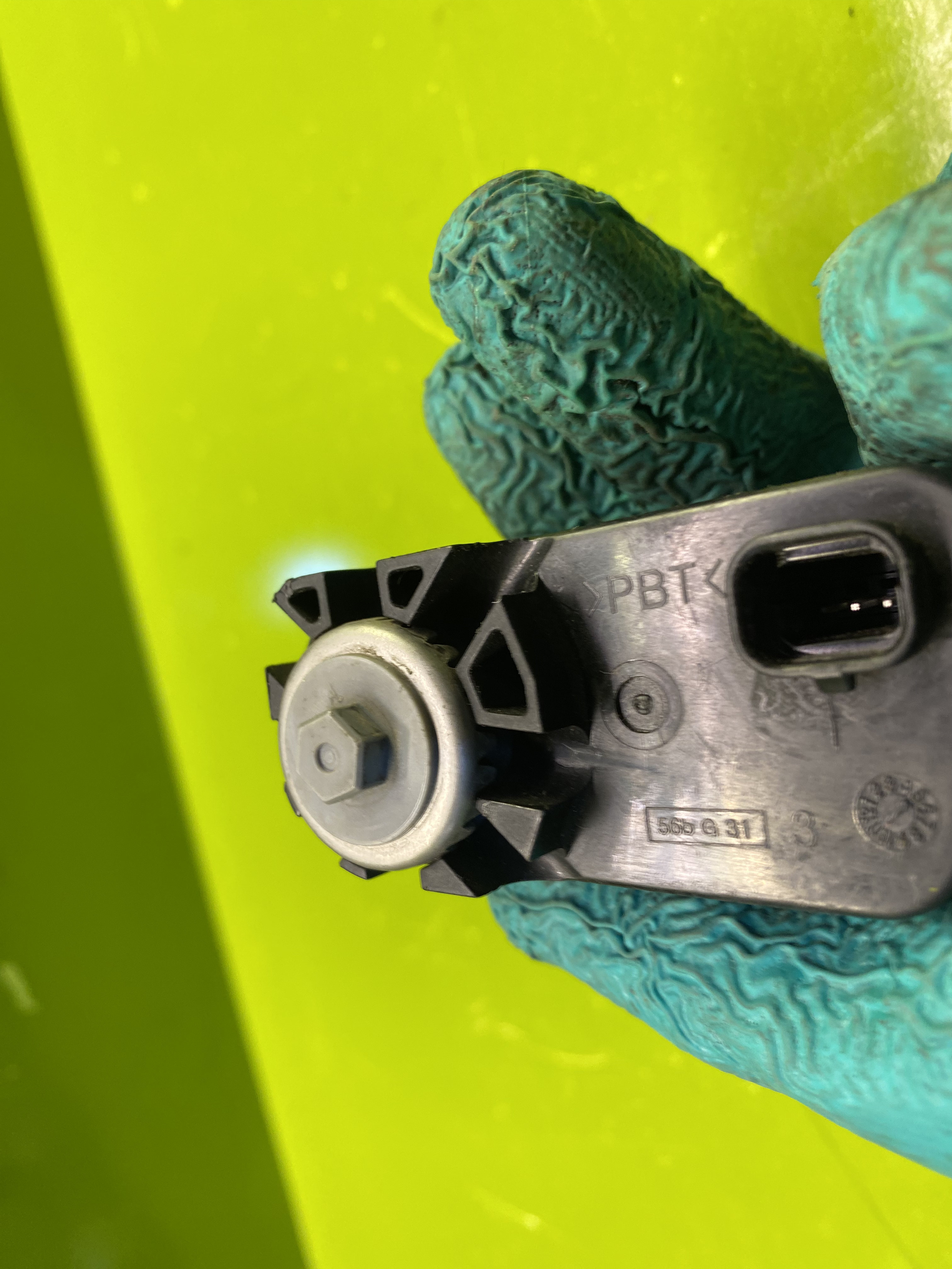 موتور تنظیم سطح چراغ جلو