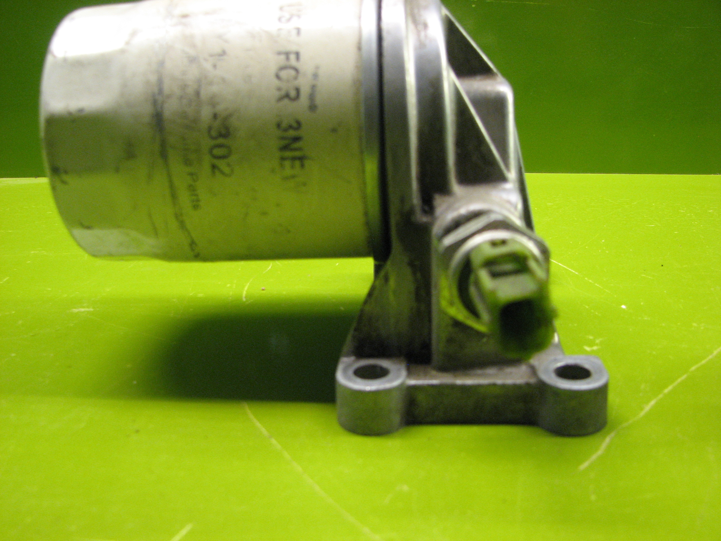 پایه فیلتر روغن مزدا 3