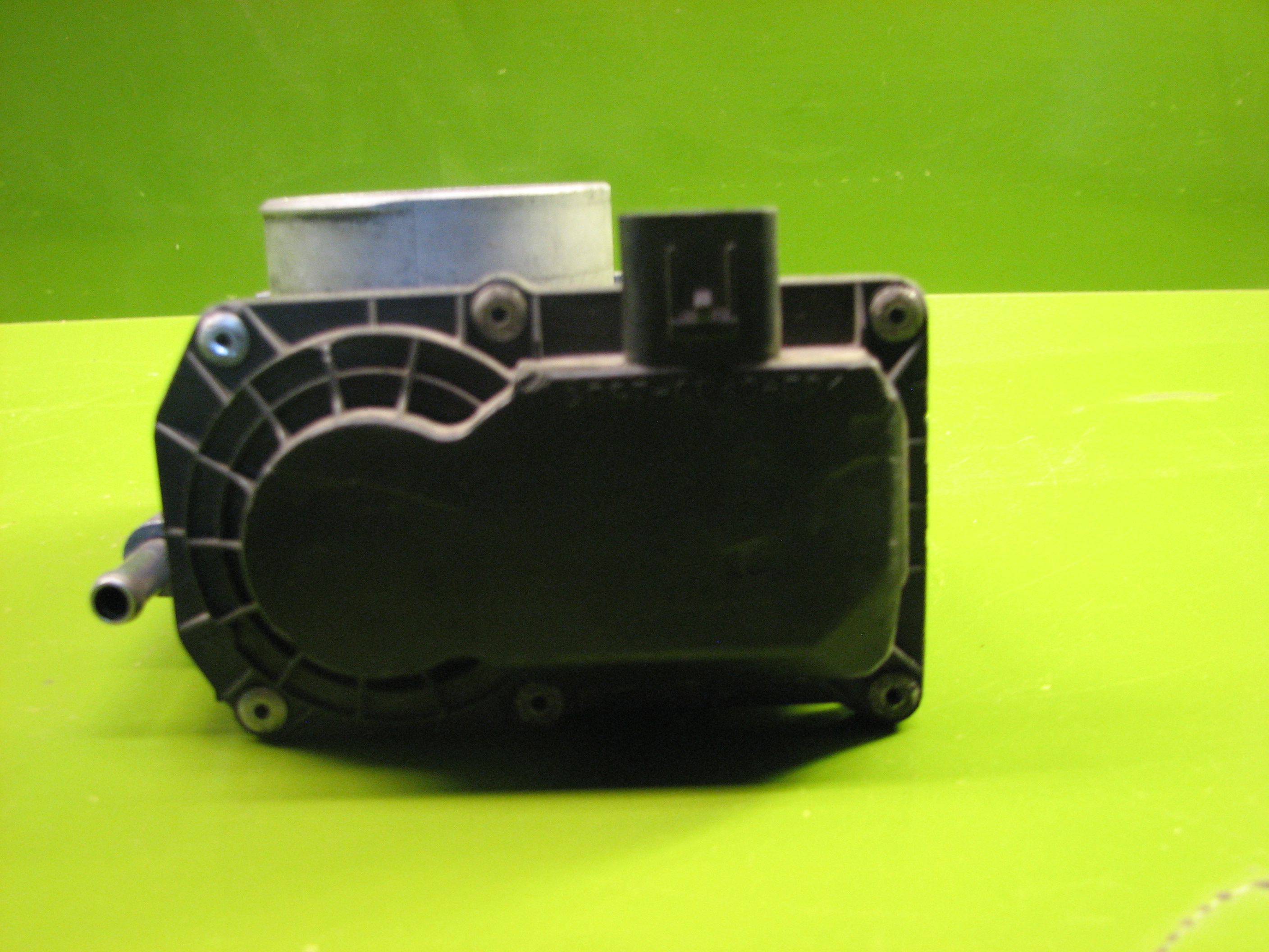 دریچه گاز مزدا 3