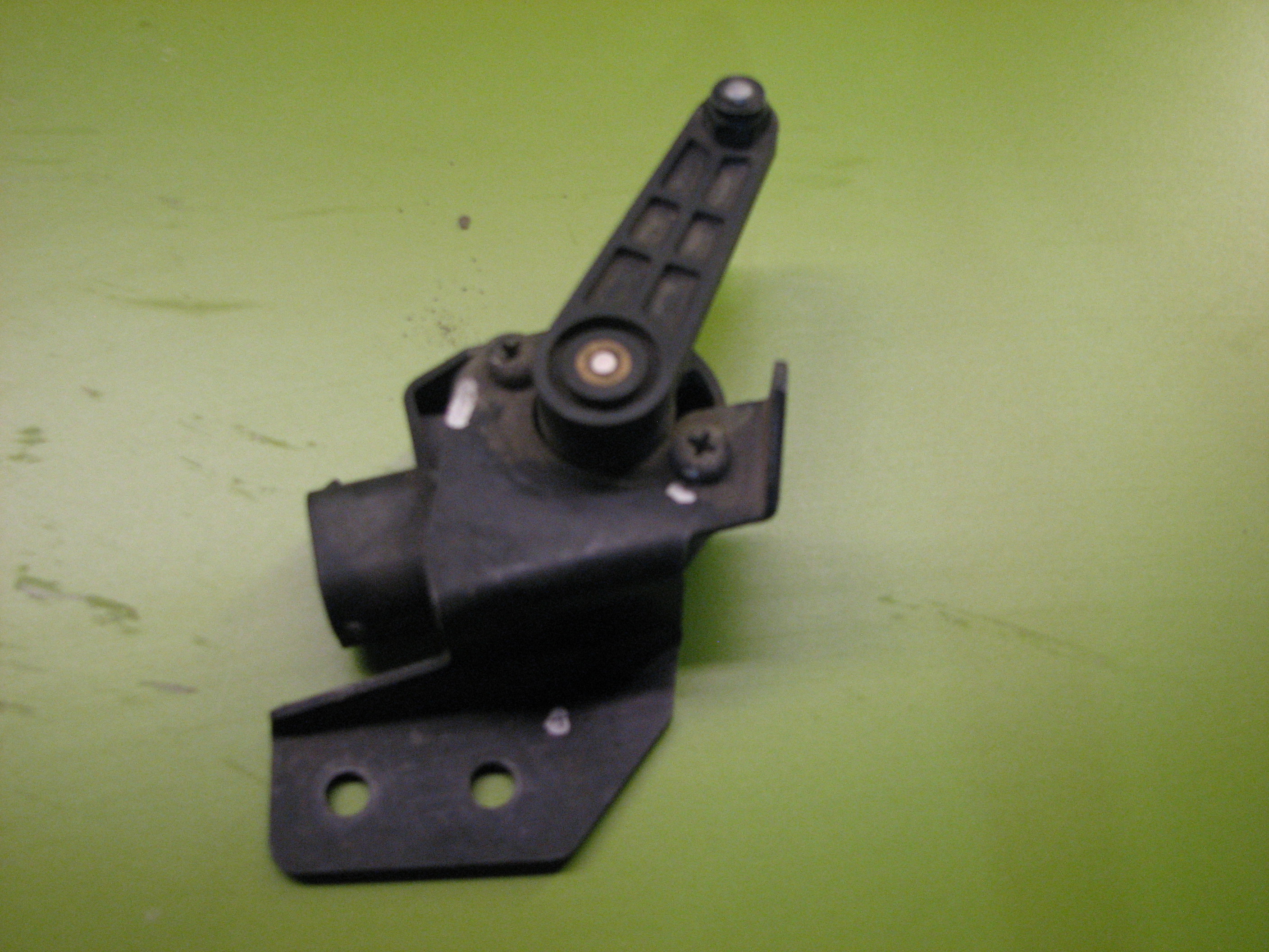 سنسور ارتفاع جنسیس