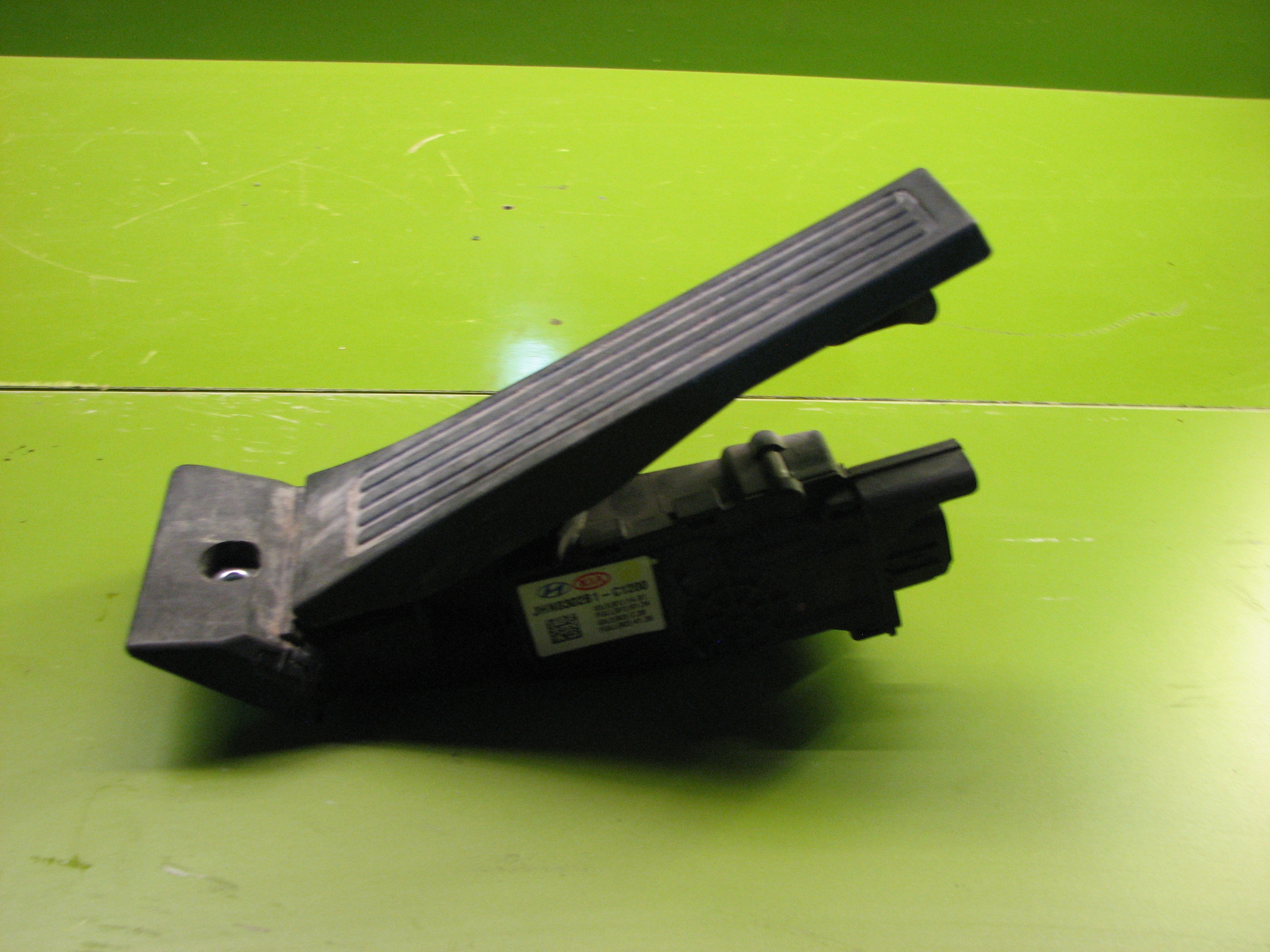 پدال گاز سوناتا