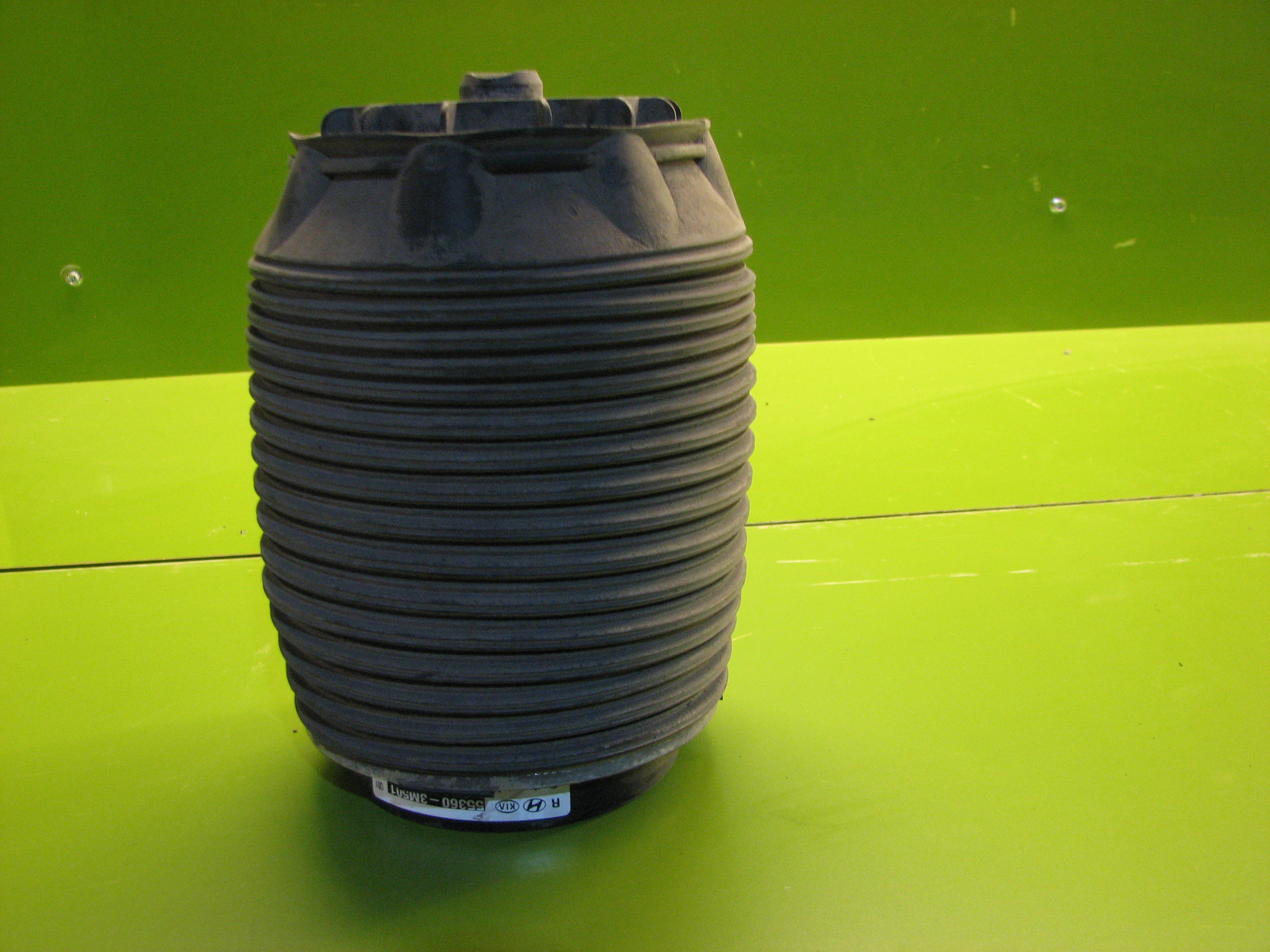 فنر بادی (بالن)هیوندای جنسیس