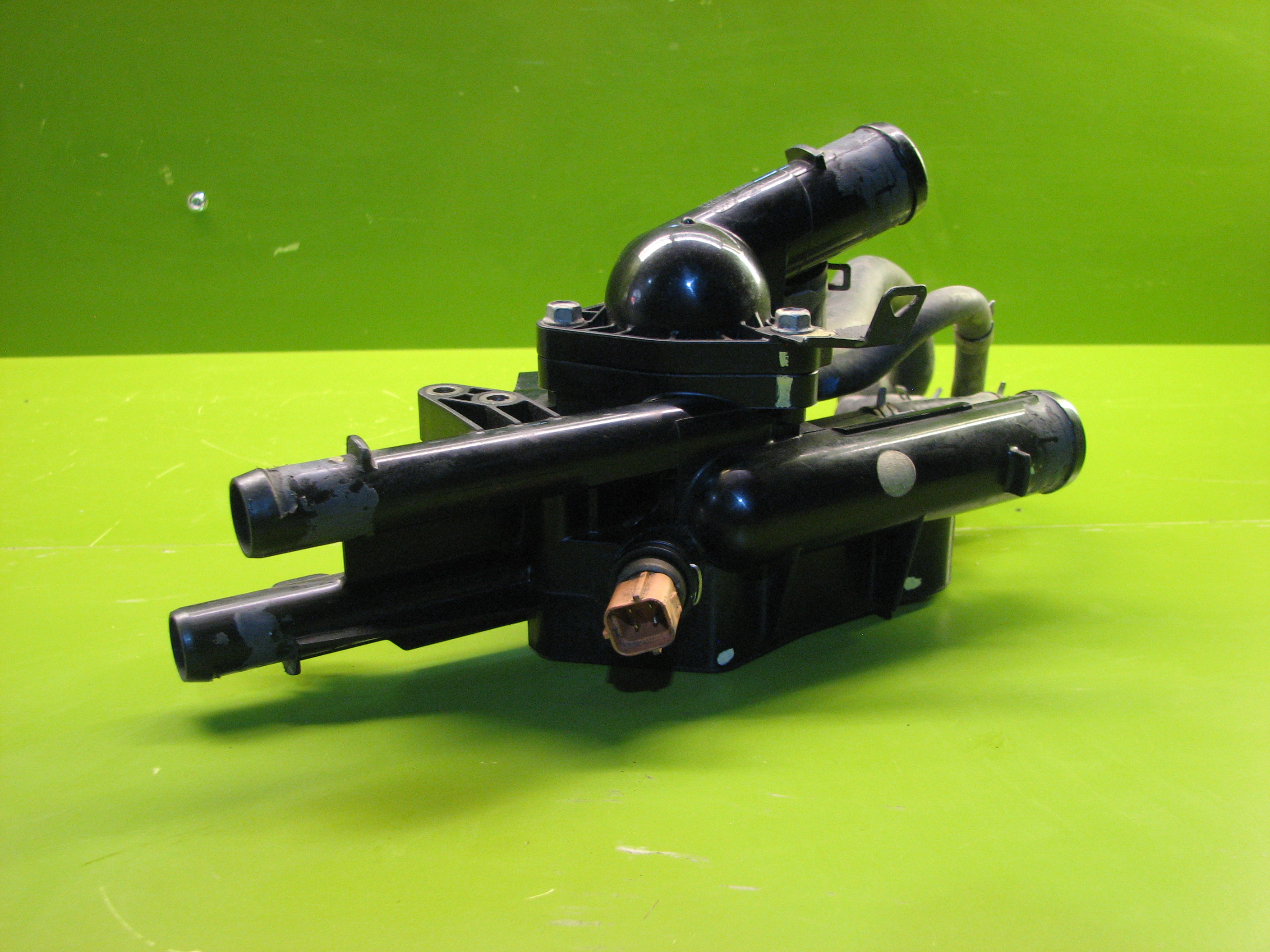 ترموستات خنک کننده موتور سانتافه(2)