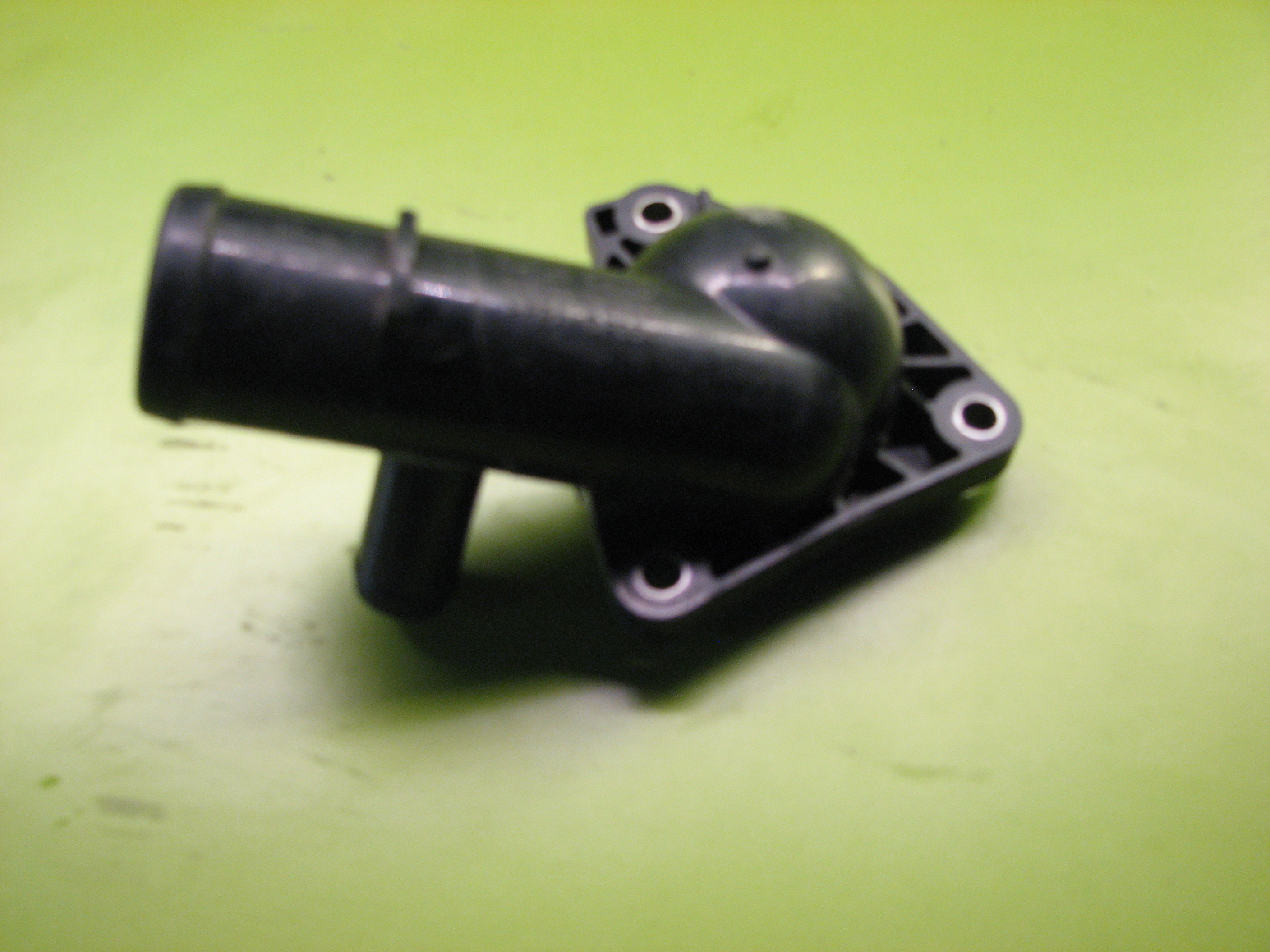 بدنه ترموستات خنک کننده موتور هیوندای -کیا