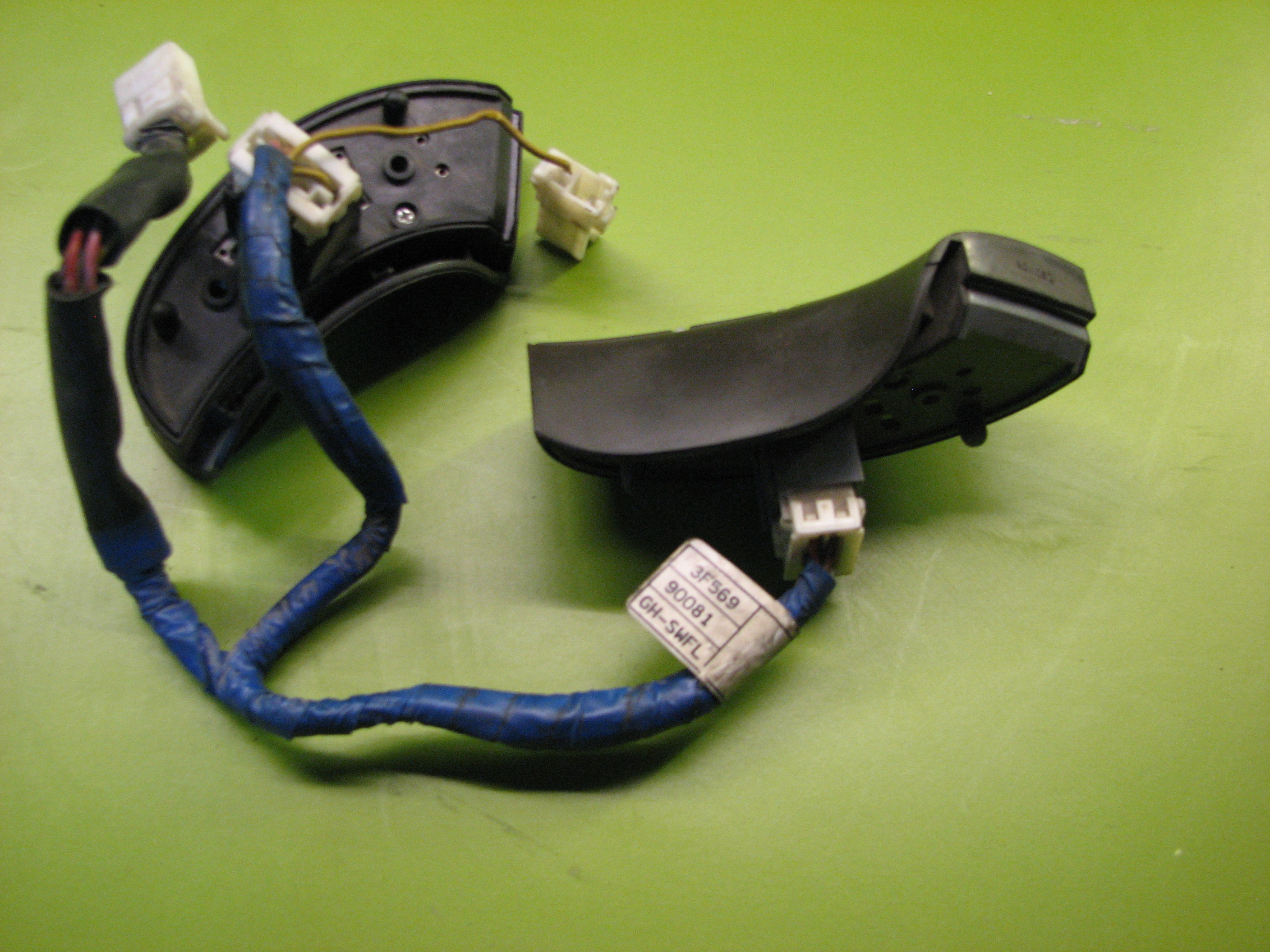 کلید روی فرمان اپیروس