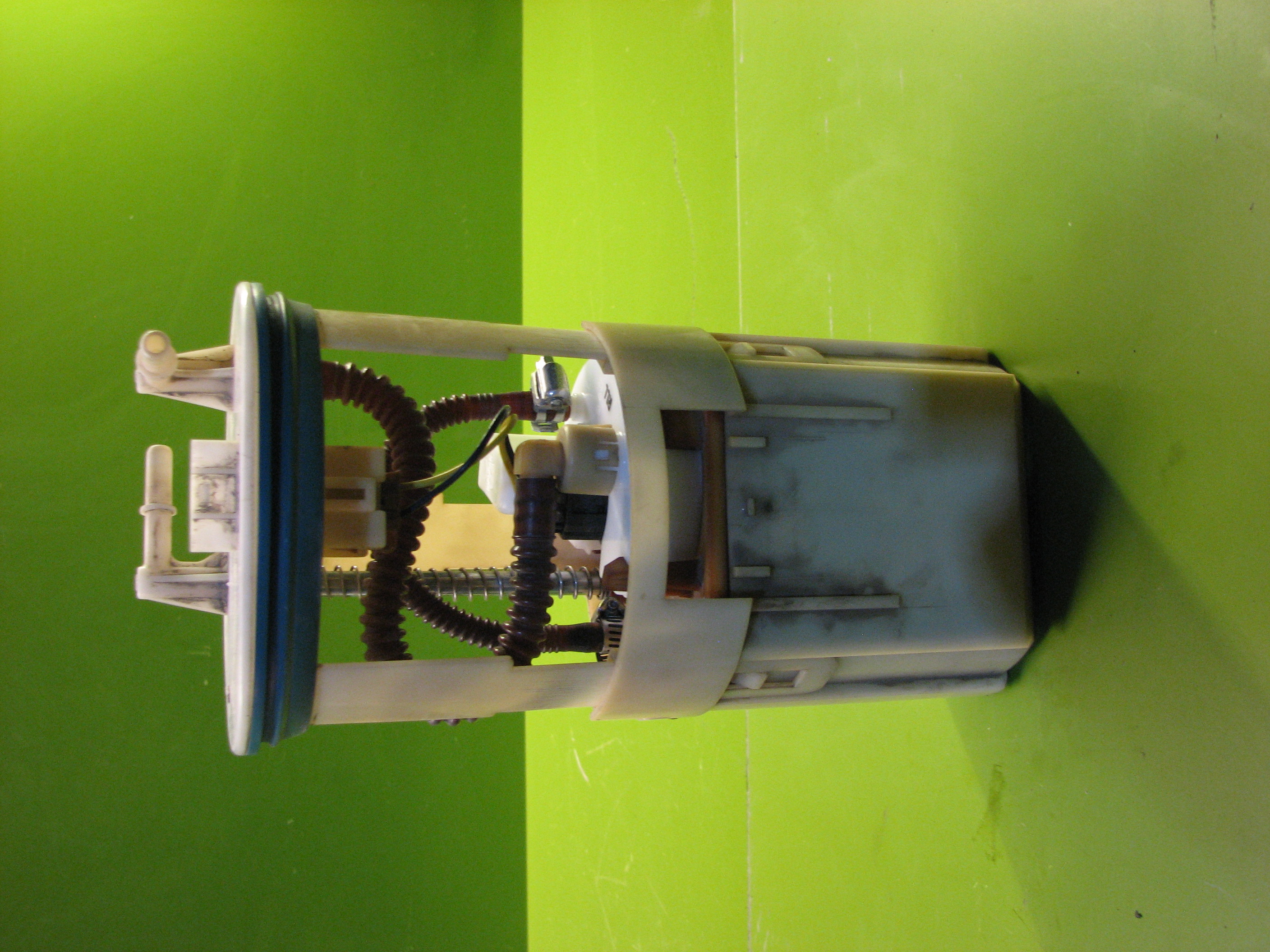 پمپ بنزین سانتافه (1)