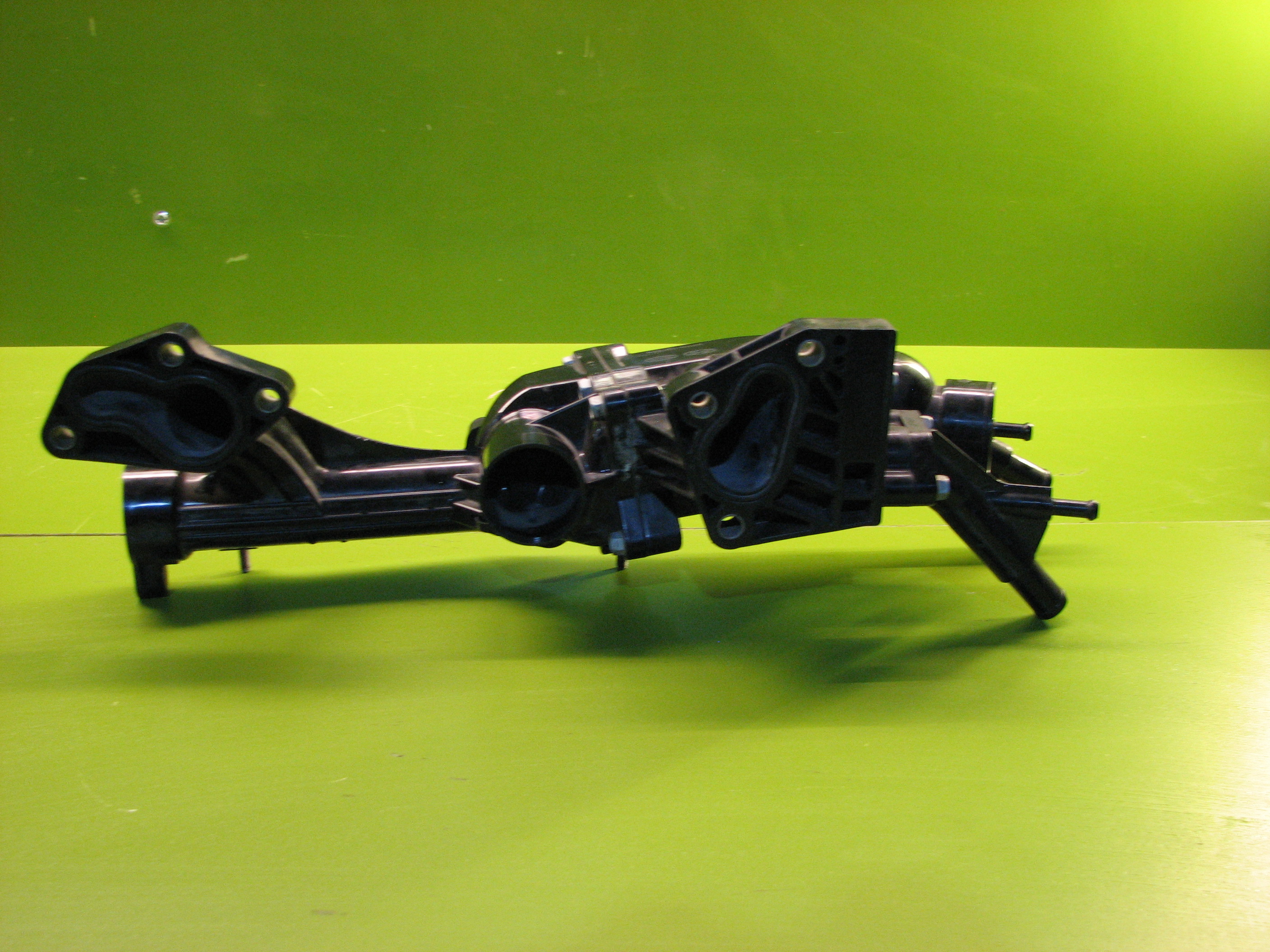 حوزینگ ترموستات  جنسیس سدان GDI