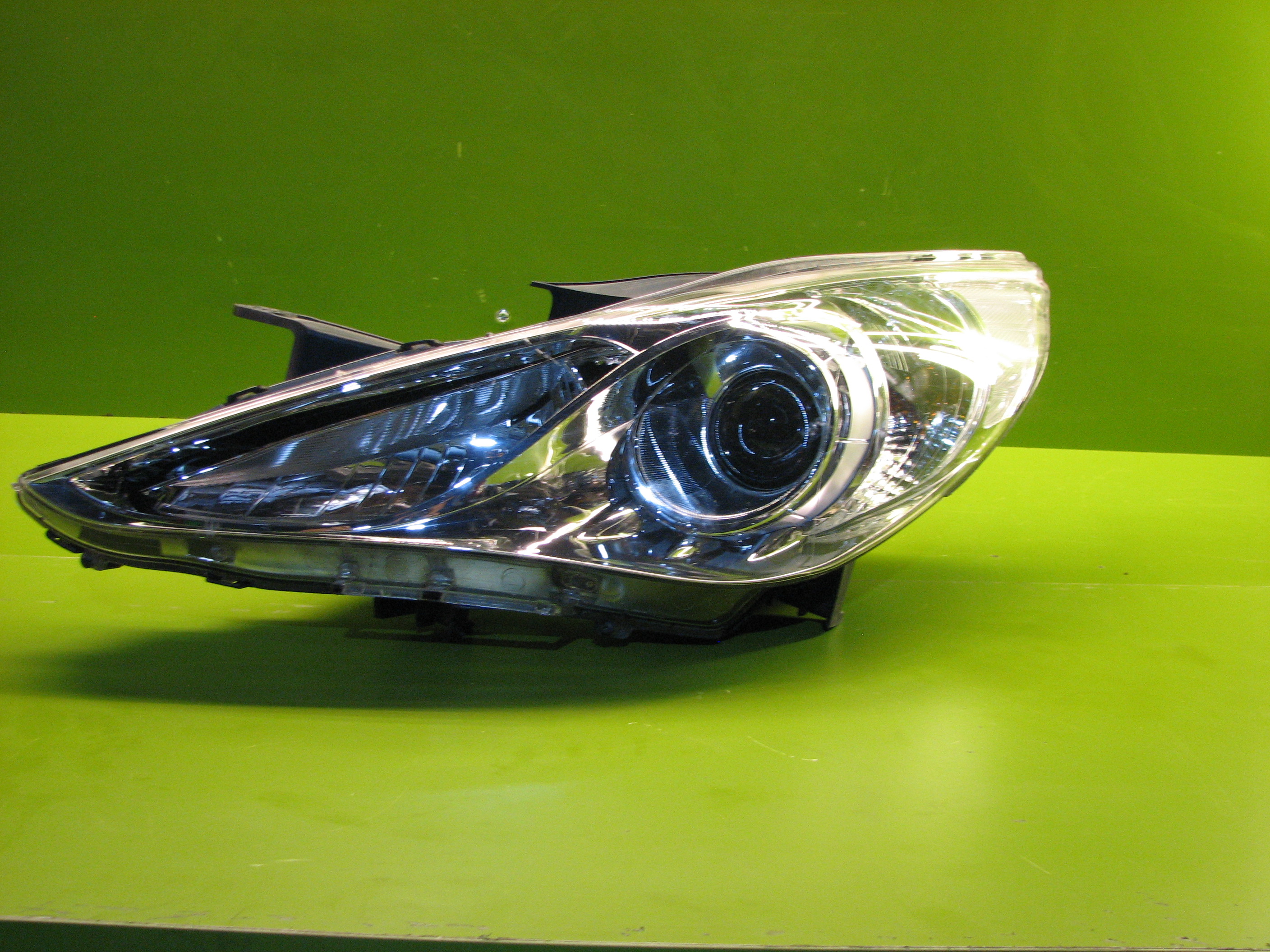 چراغ جلوی سوناتا YF