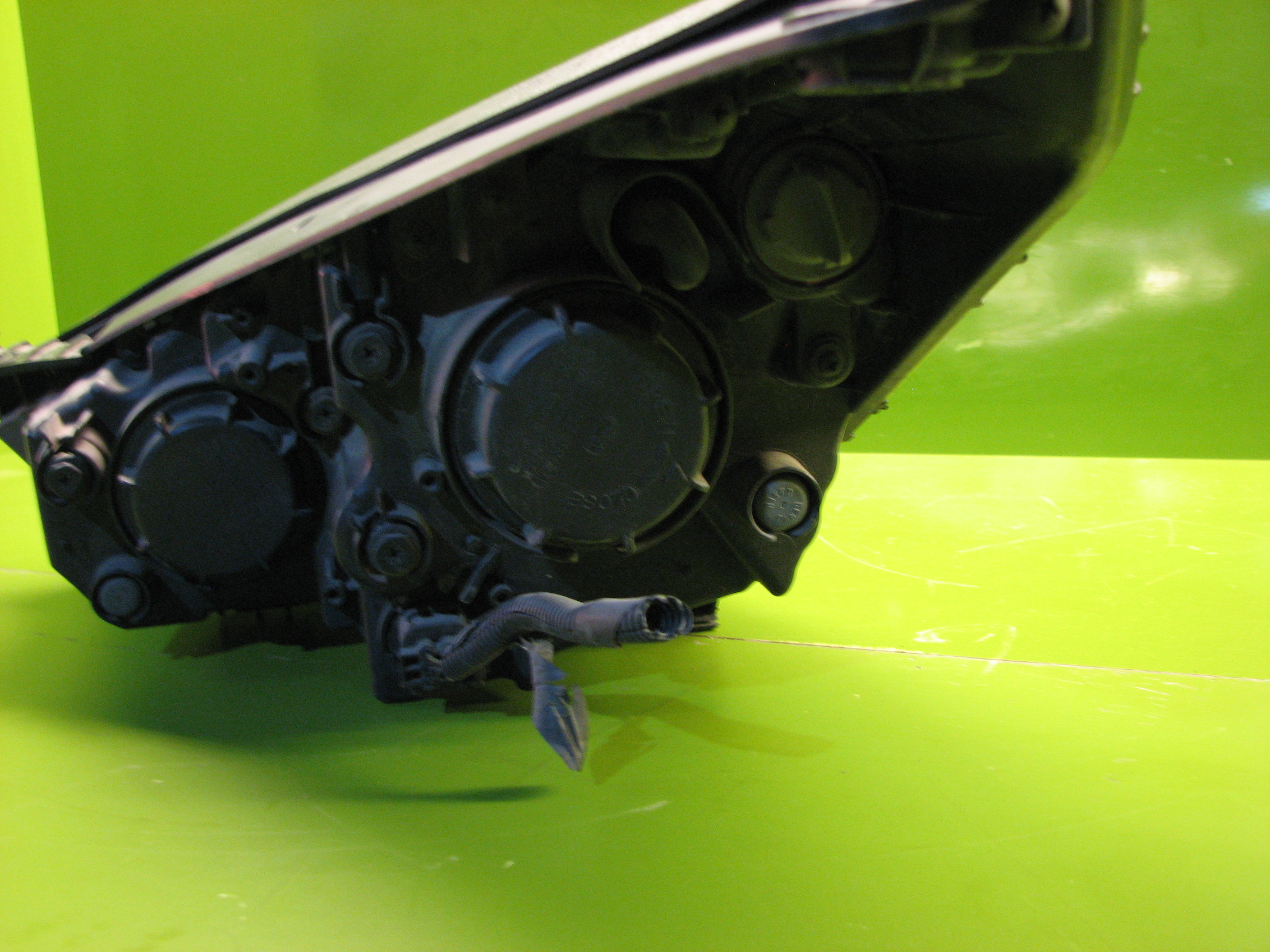 چراغ جلوی توسان