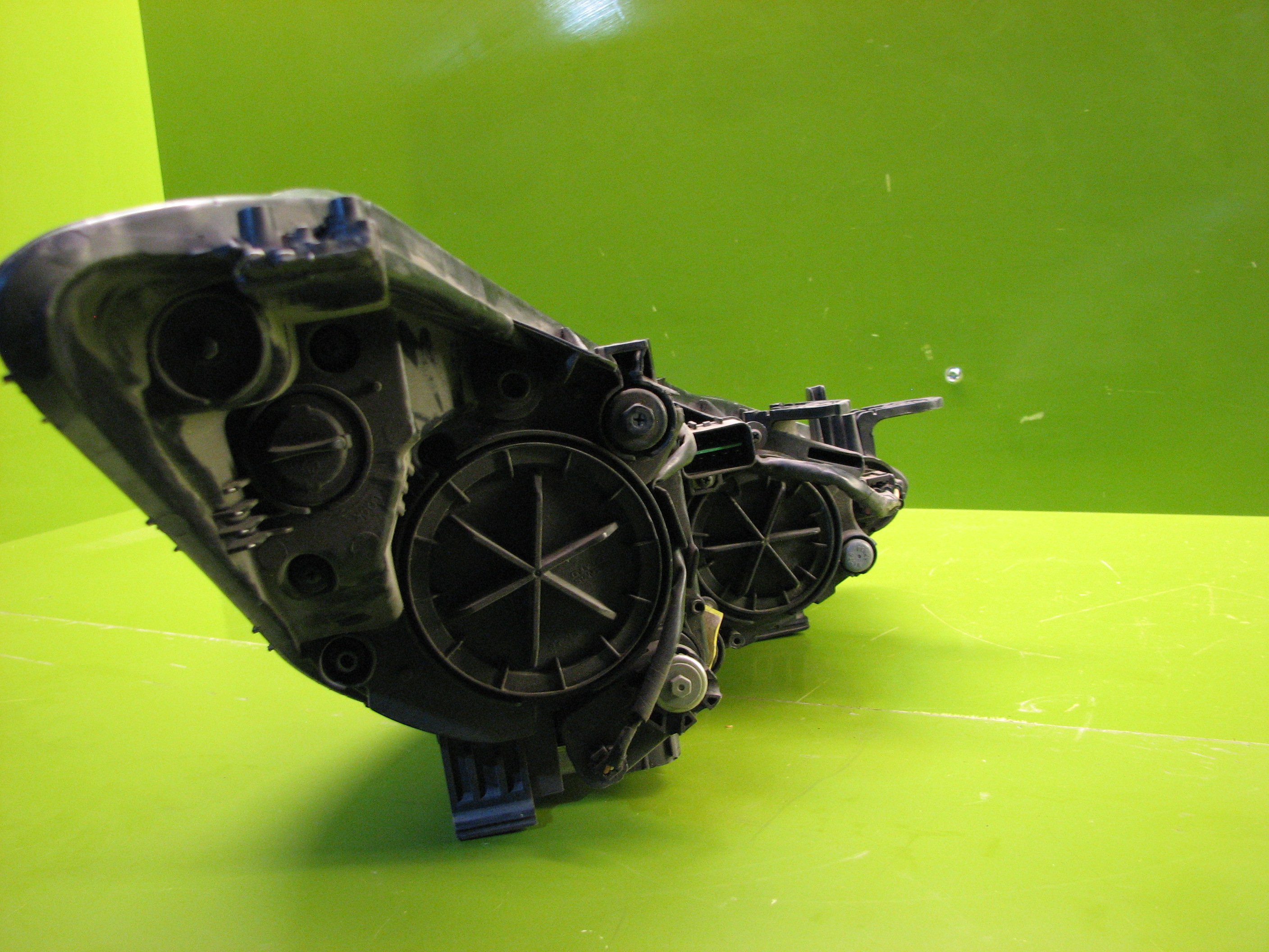 چراغ جلوی النترا(1)