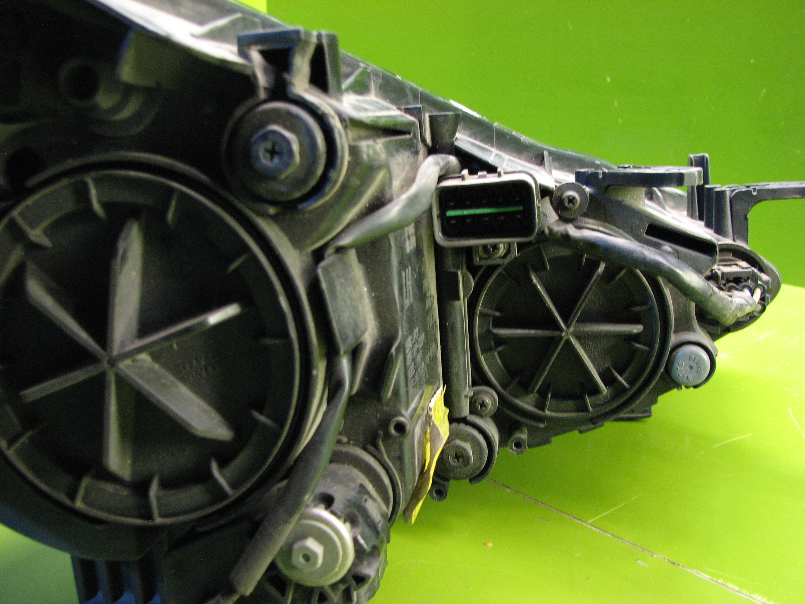 چراغ جلوی النترا(1)