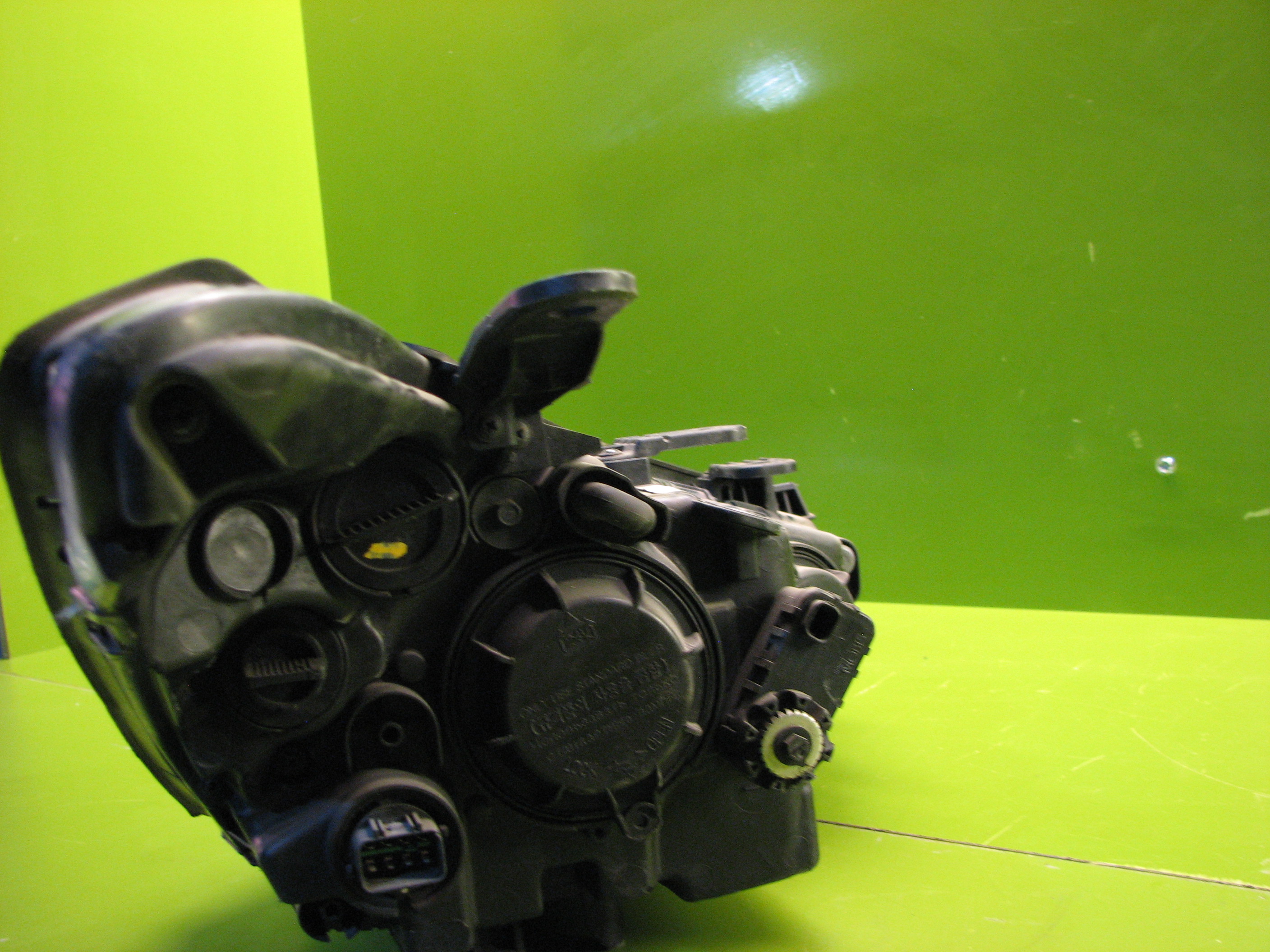 چراغ جلوی  سانتافه (2)