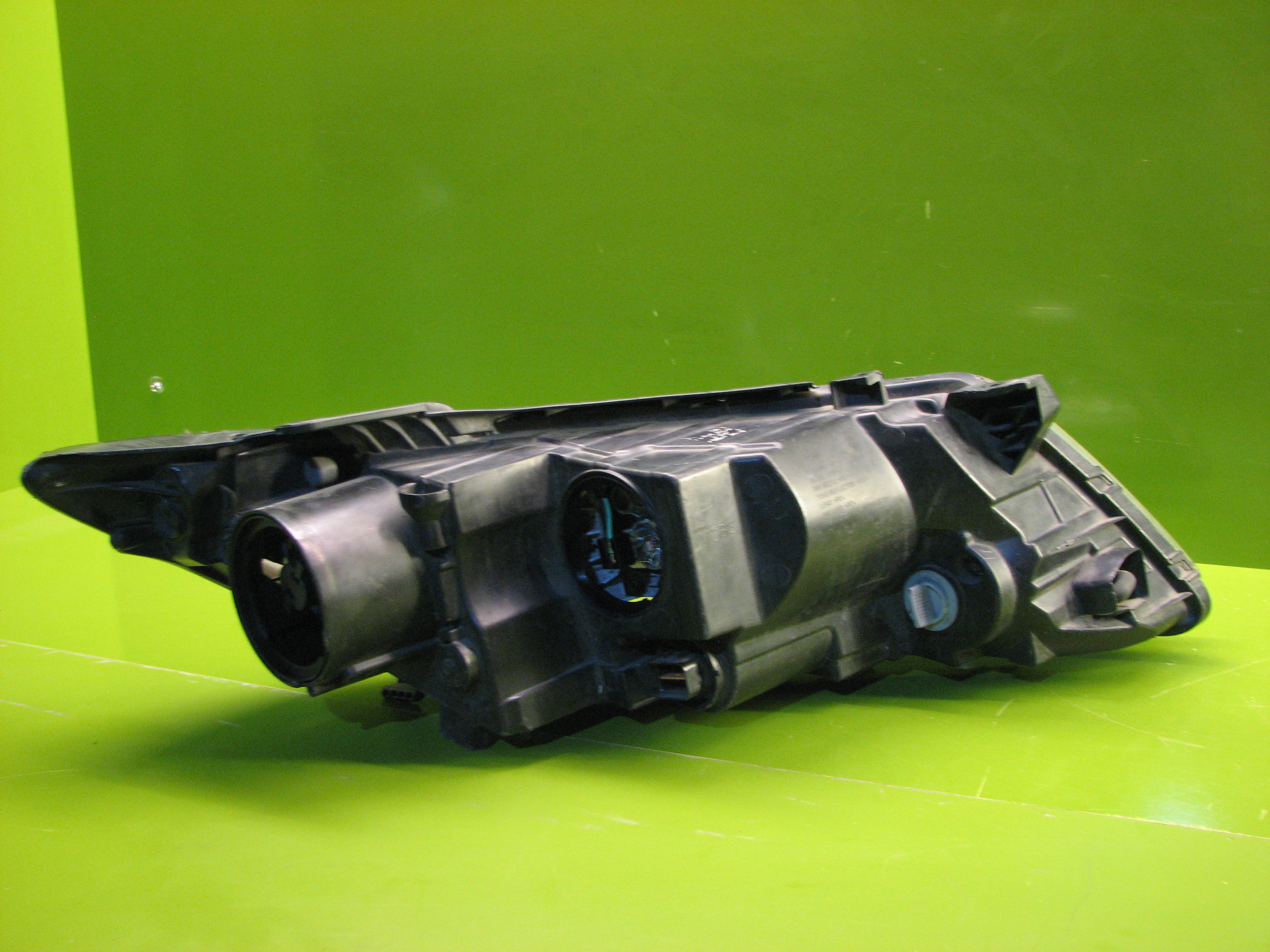 چراغ جلوی اپتیما 