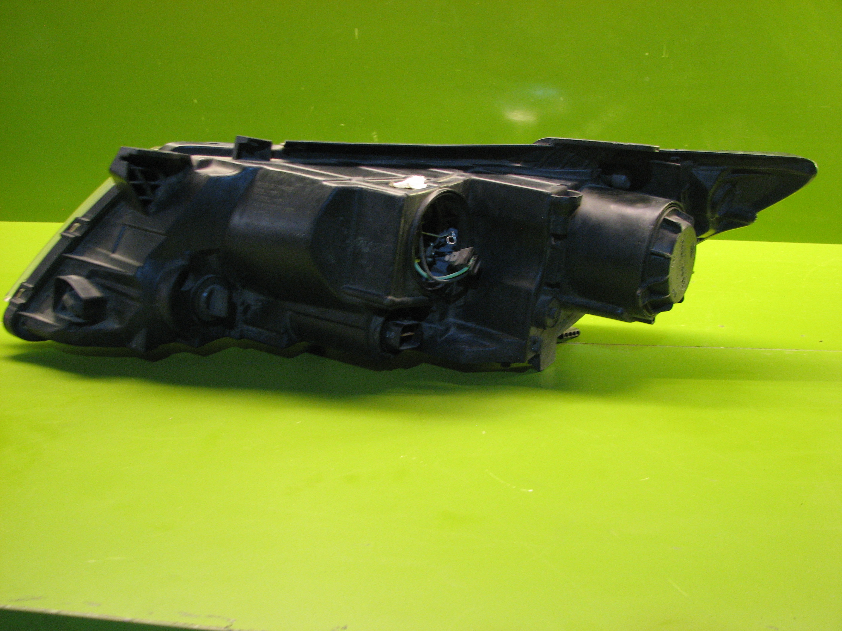 چراغ جلوی اپتیما(1)