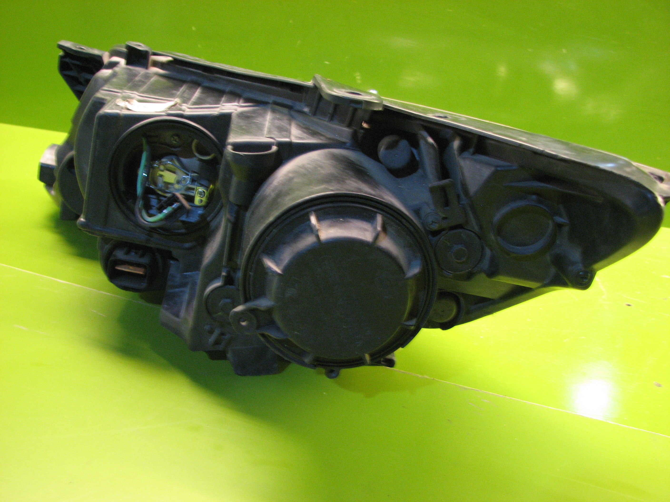 چراغ جلوی اپتیما(1)