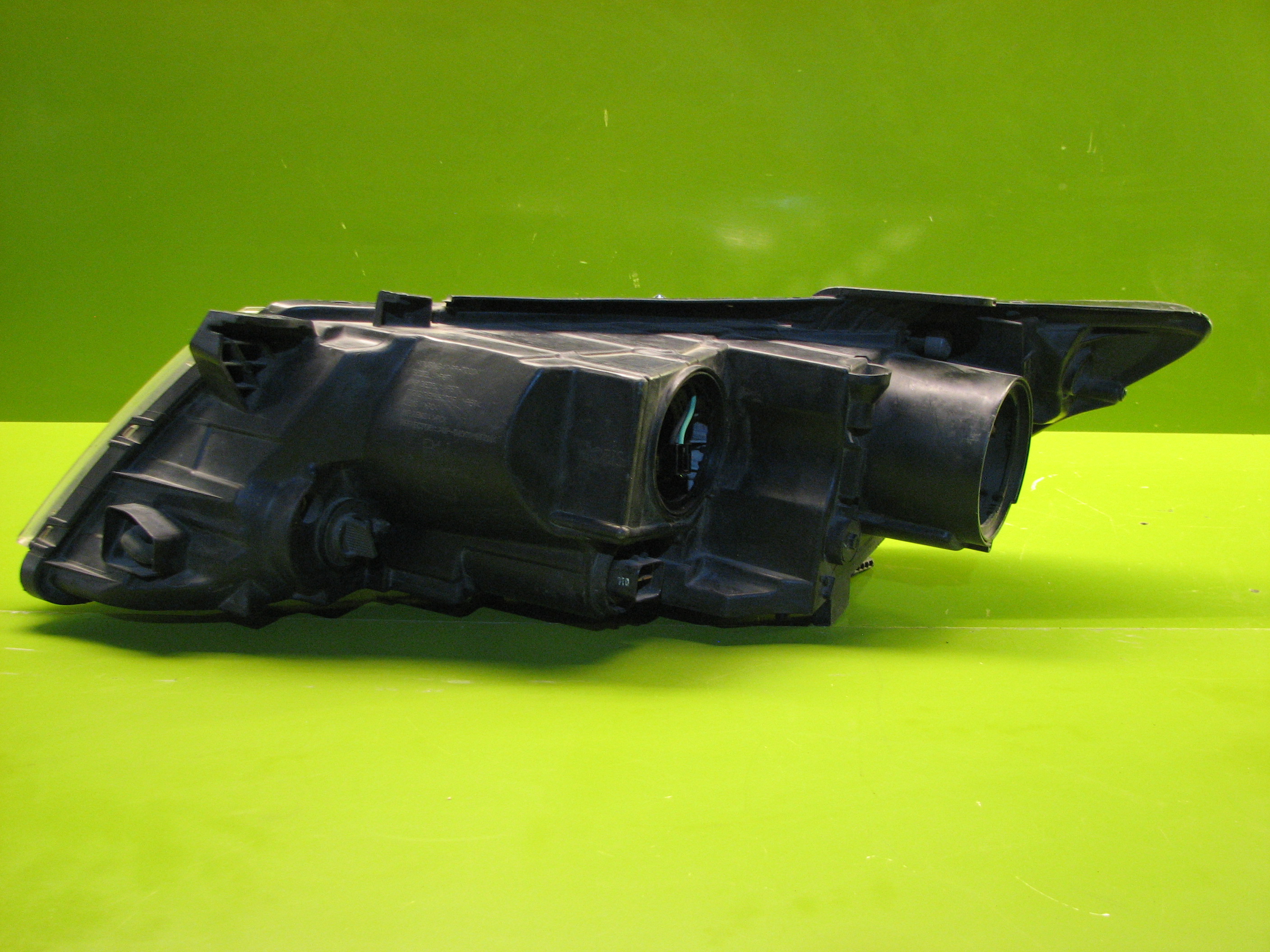 چراغ جلوی اپتیما (2)