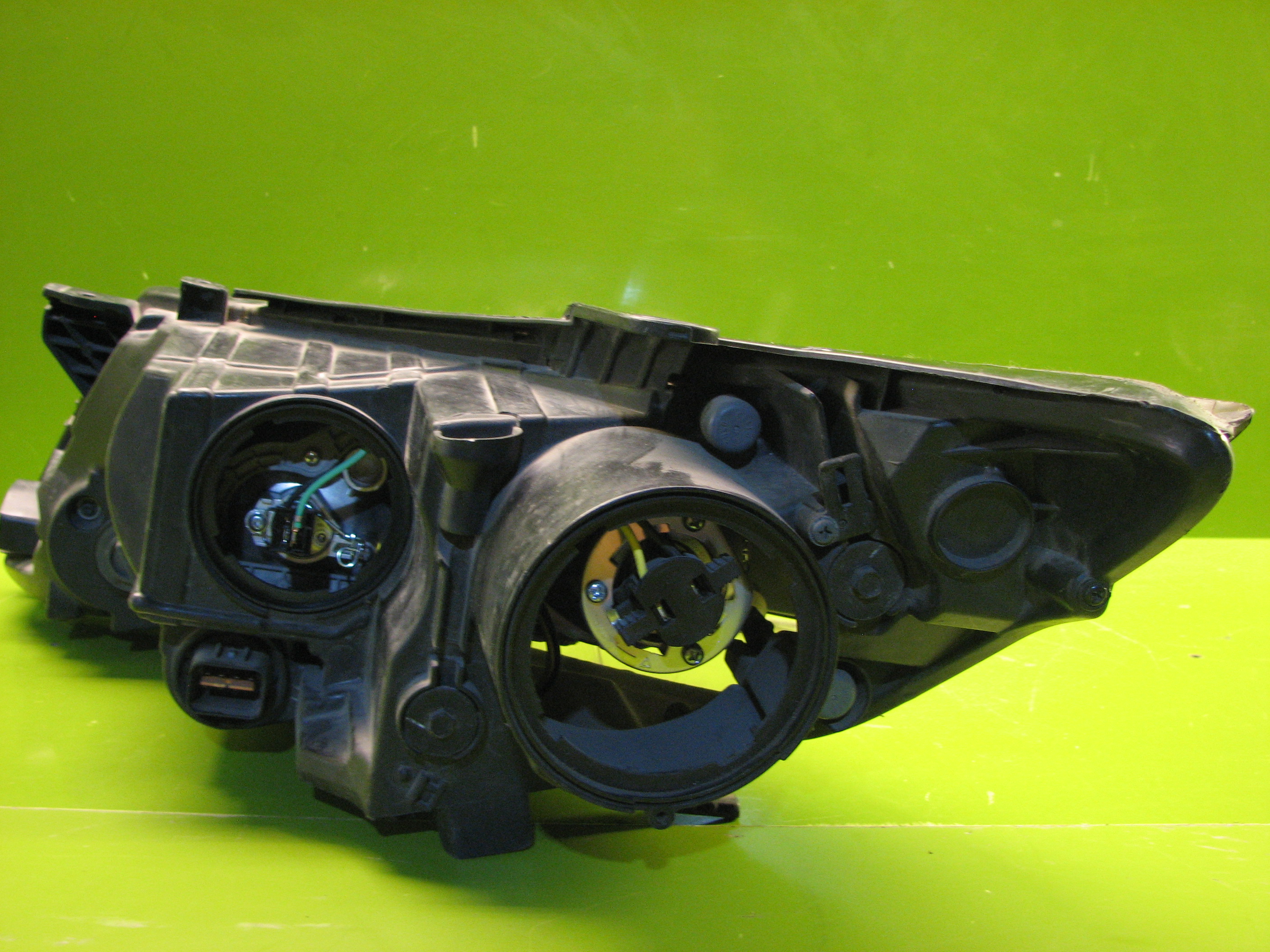 چراغ جلوی اپتیما (2)