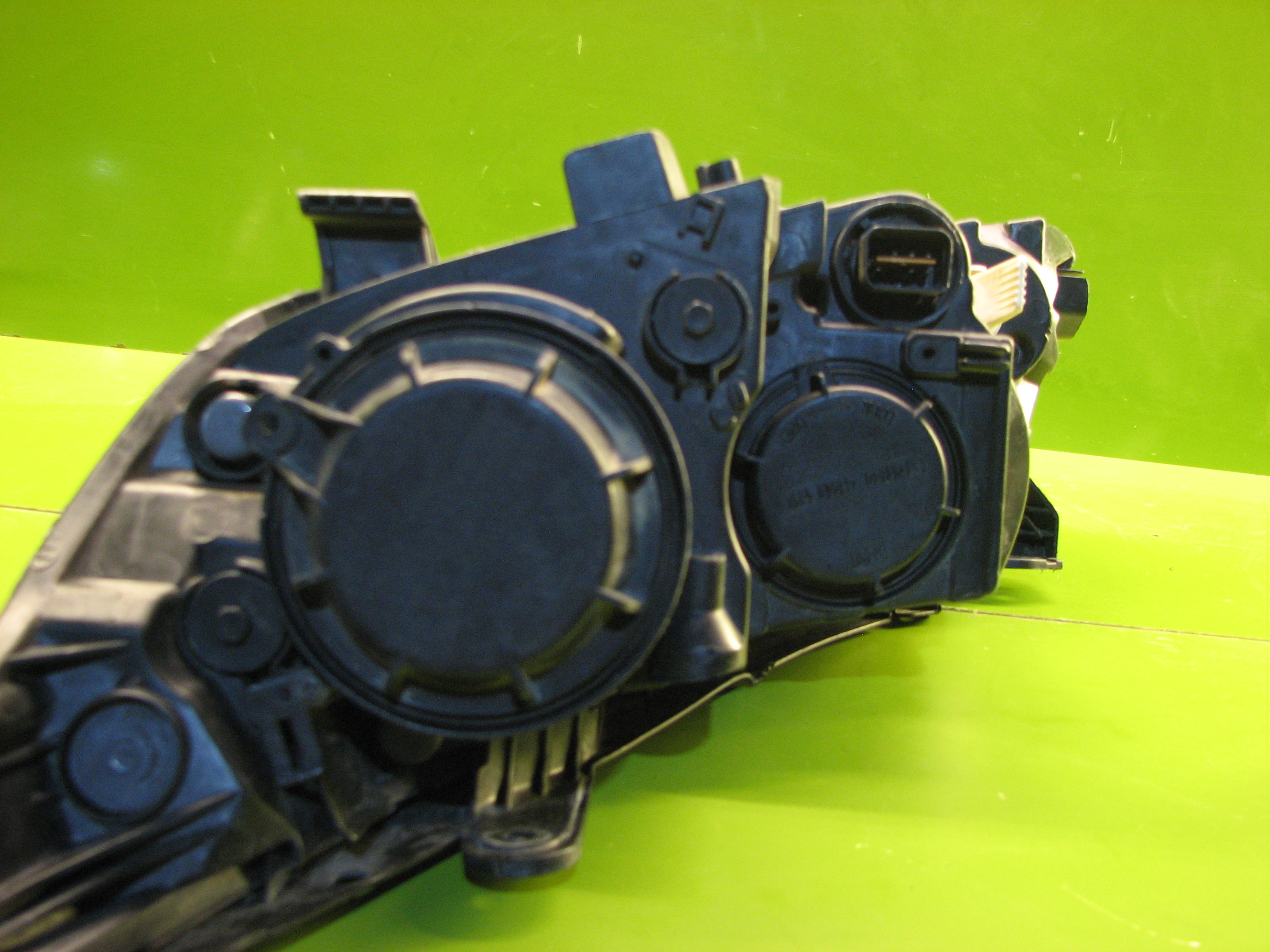 چراغ جلوی راست اپتیما 