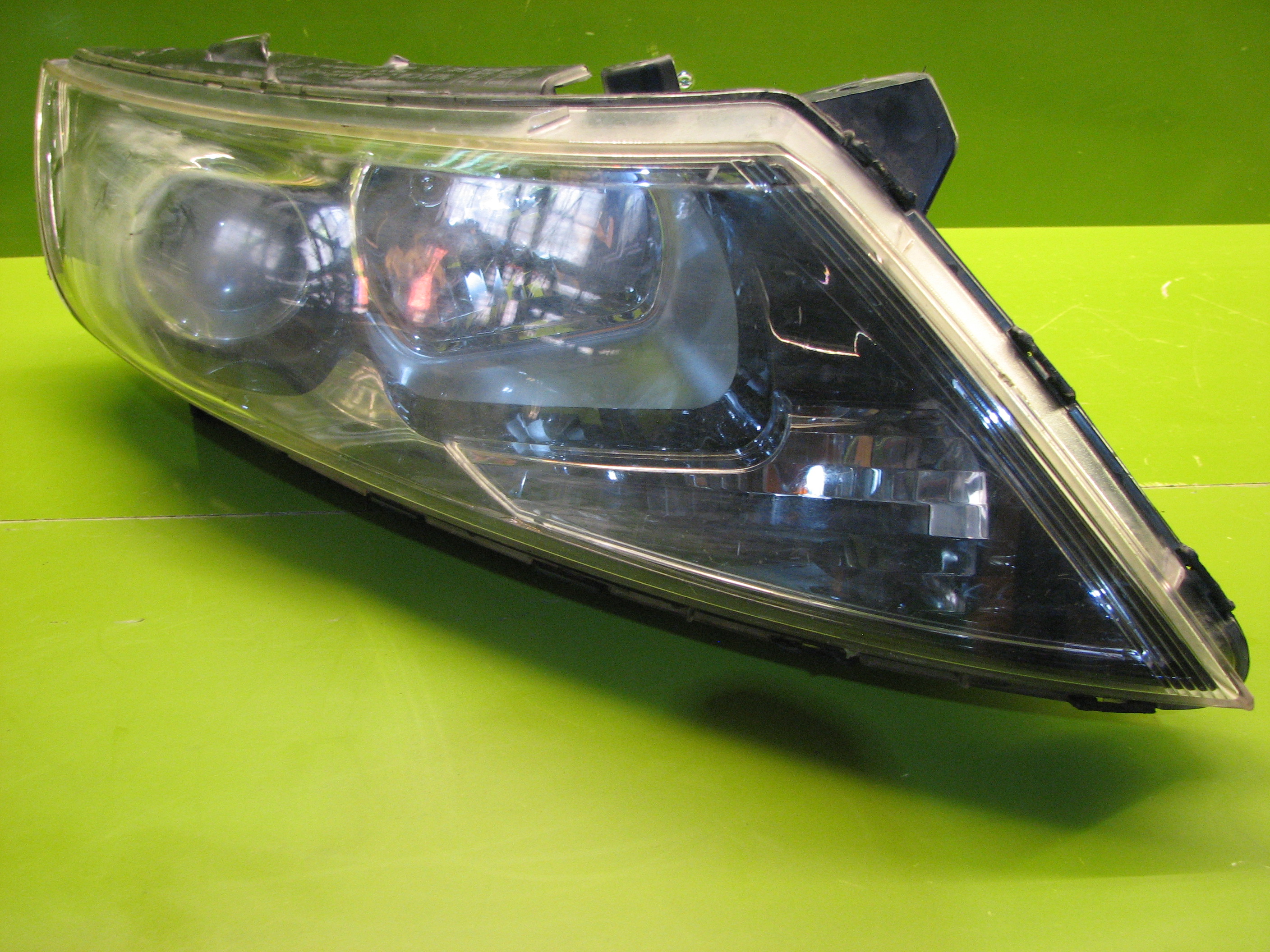 چراغ جلوی راست اپتیما 