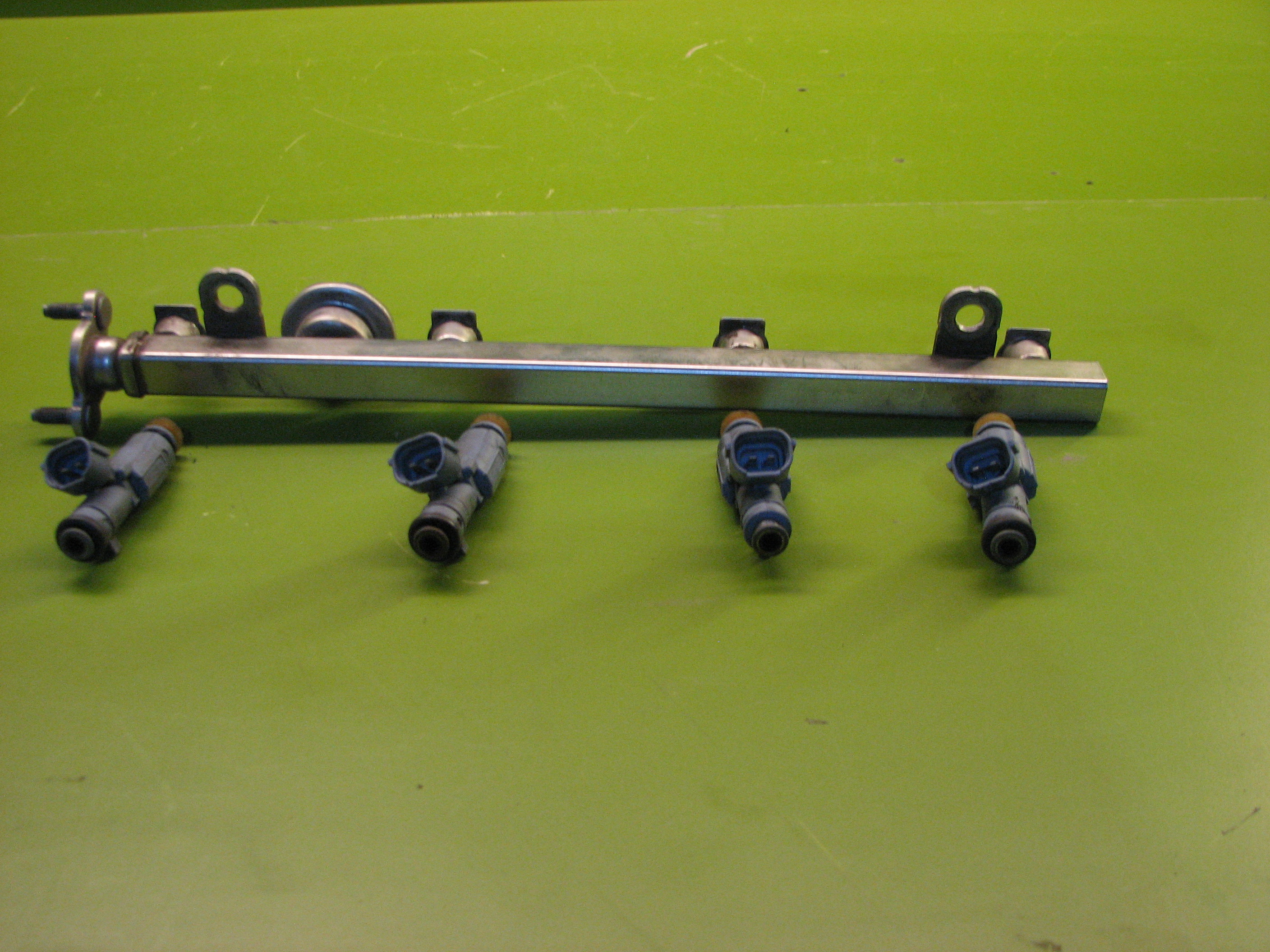 ریل سوخت با انژکتور توسان(2)