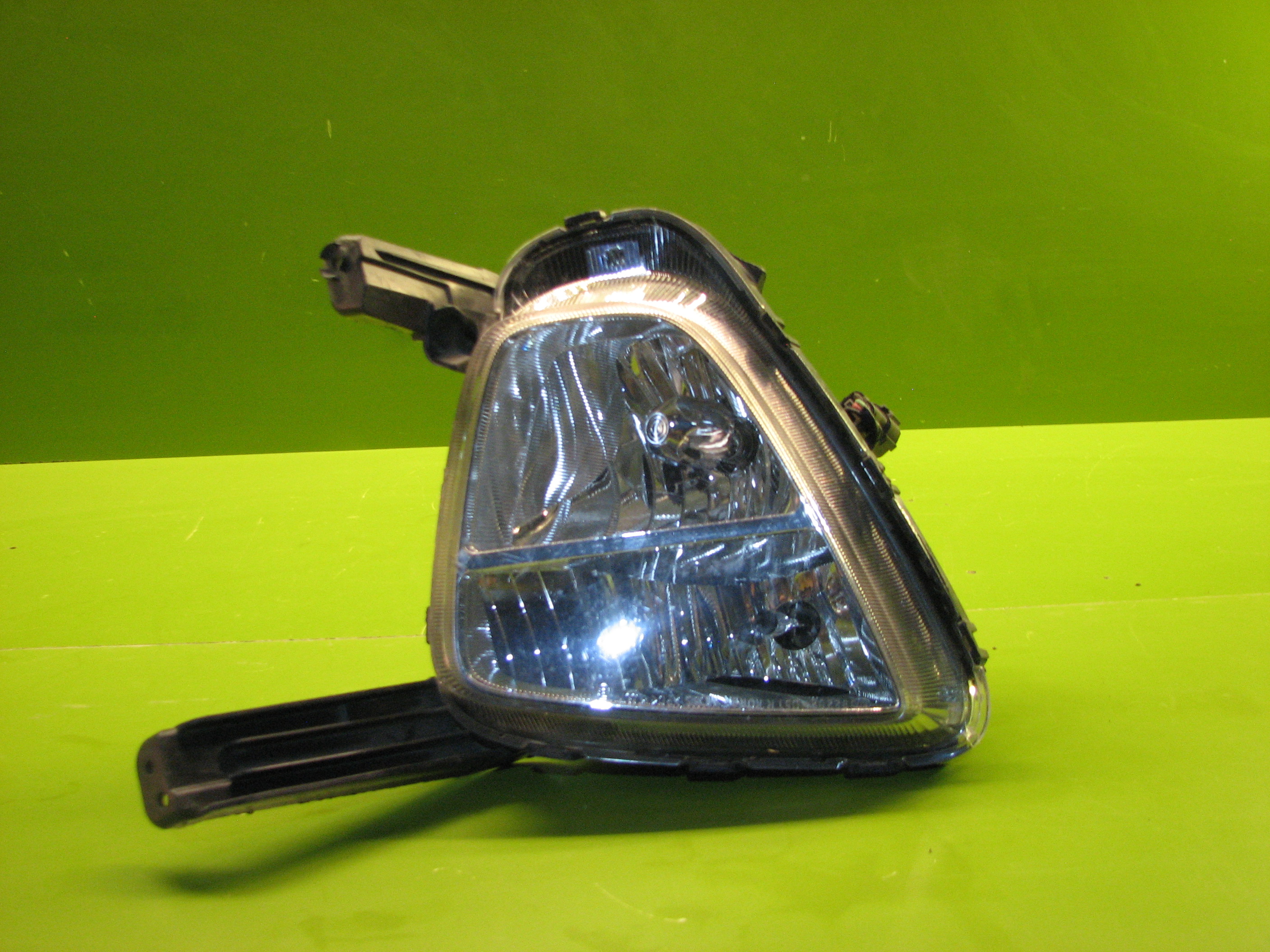 چراغ مه شکن راست سورنتو