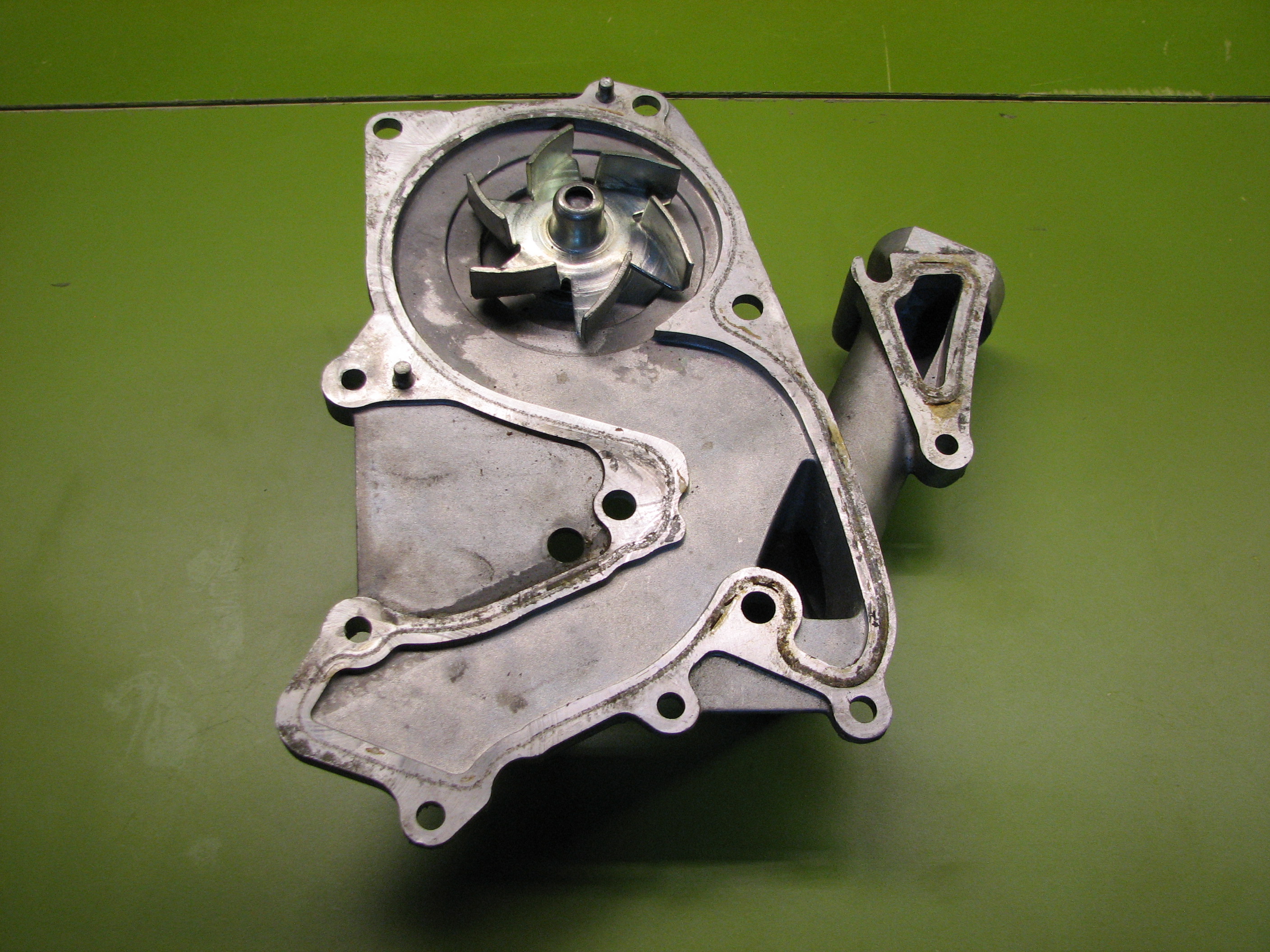 واتر پمپ هیوندای-کیا 6 سیلندر