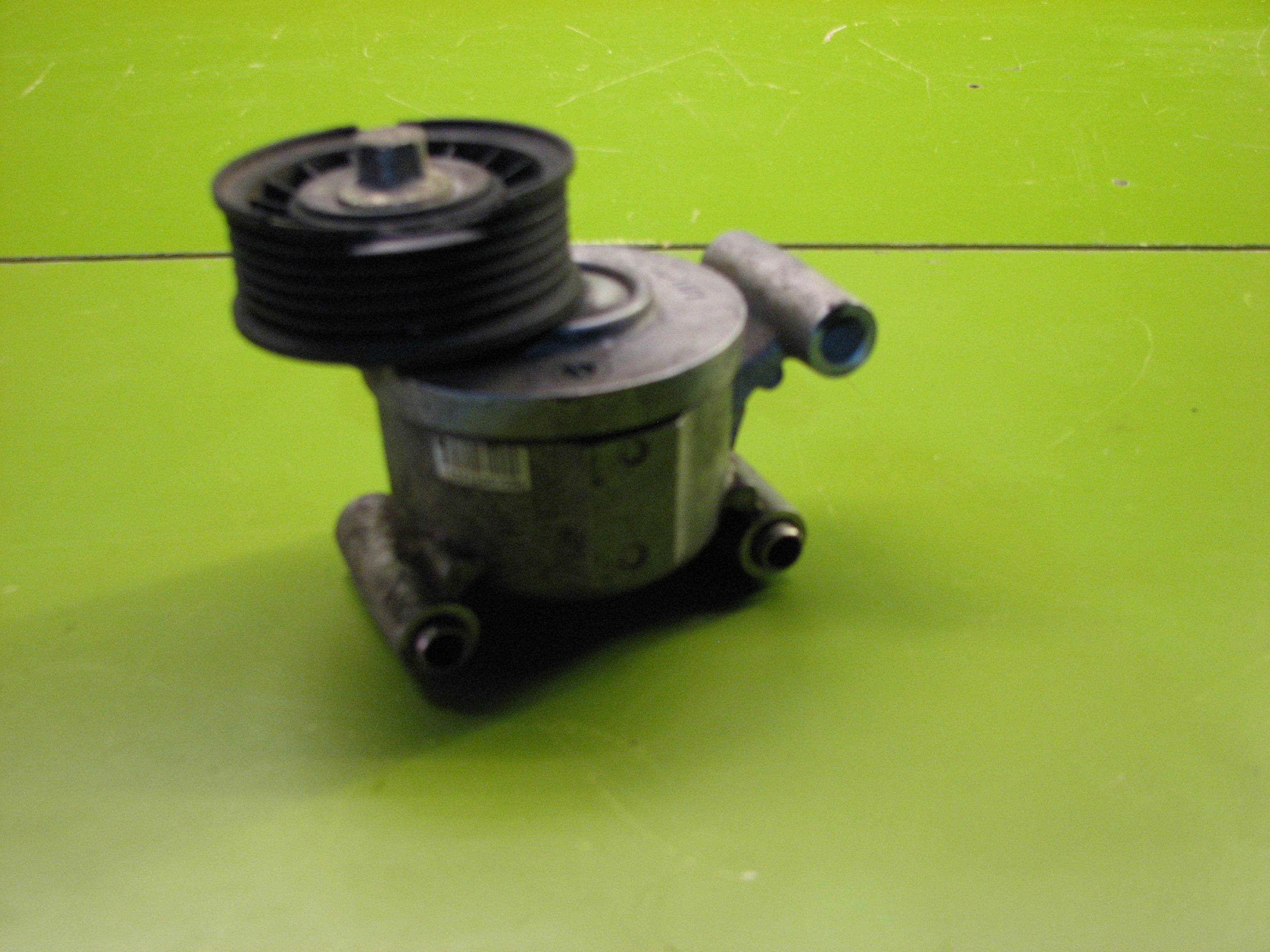 پایه تسمه کش مزدا 3