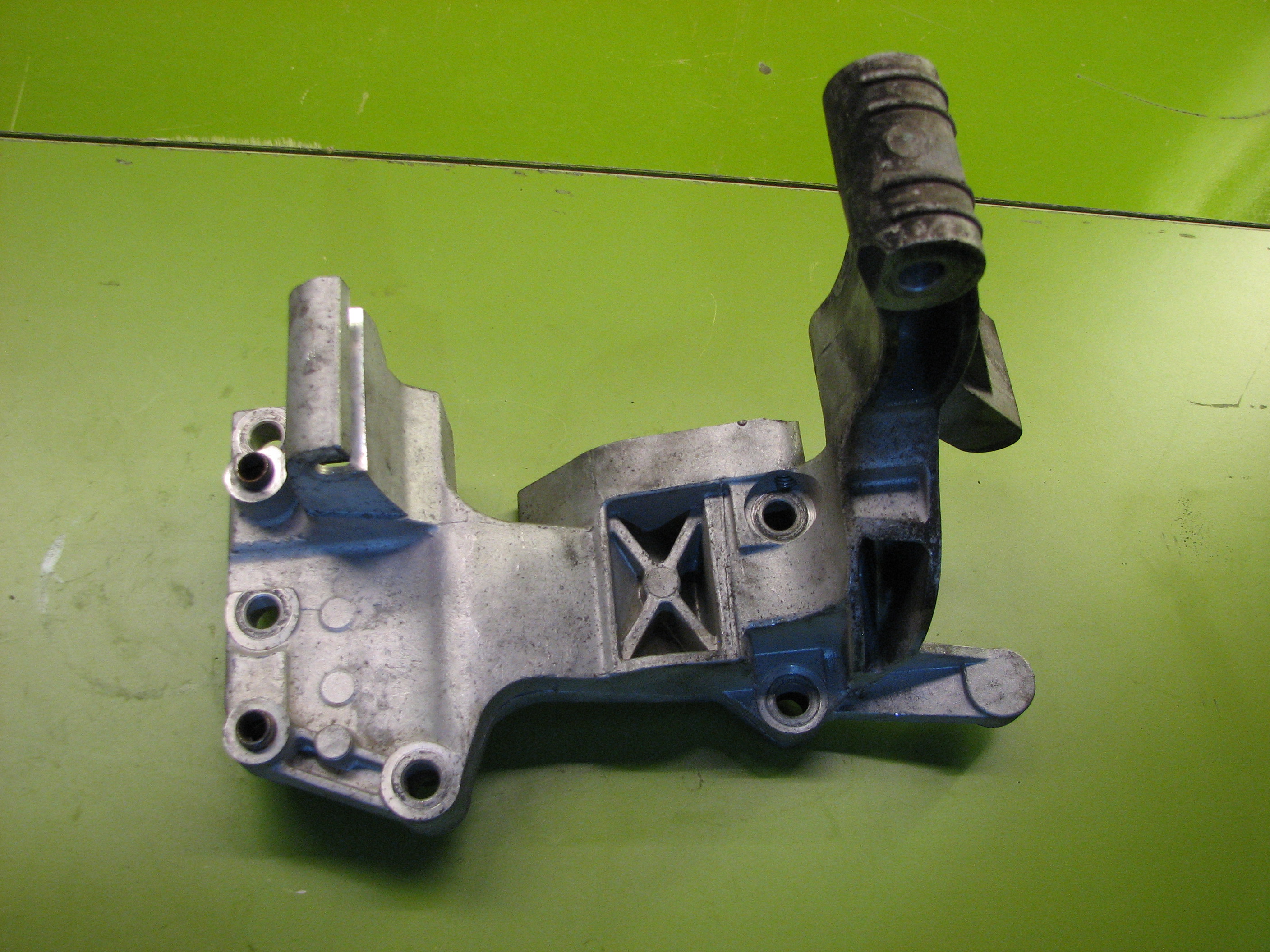 پایه دینام هیوندای - کیا