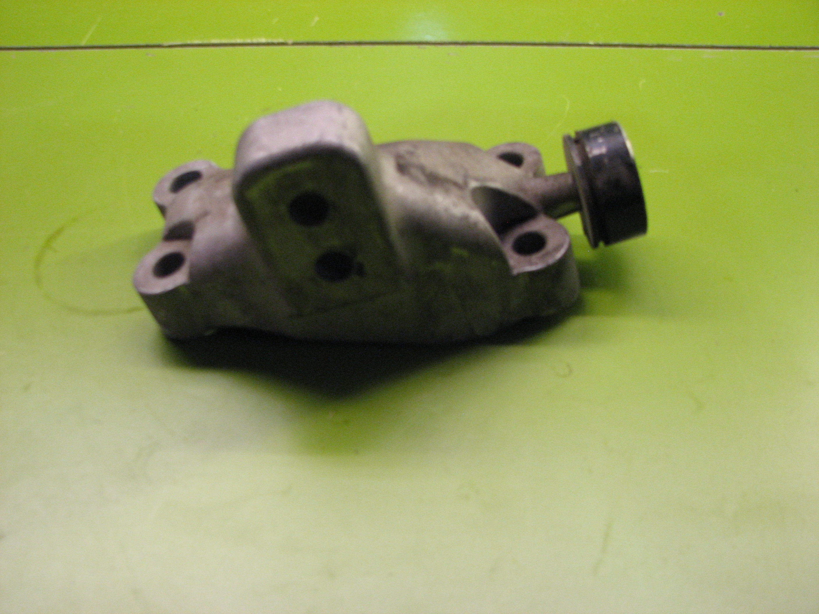 پایه دسته موتور زیر باطری جک S5