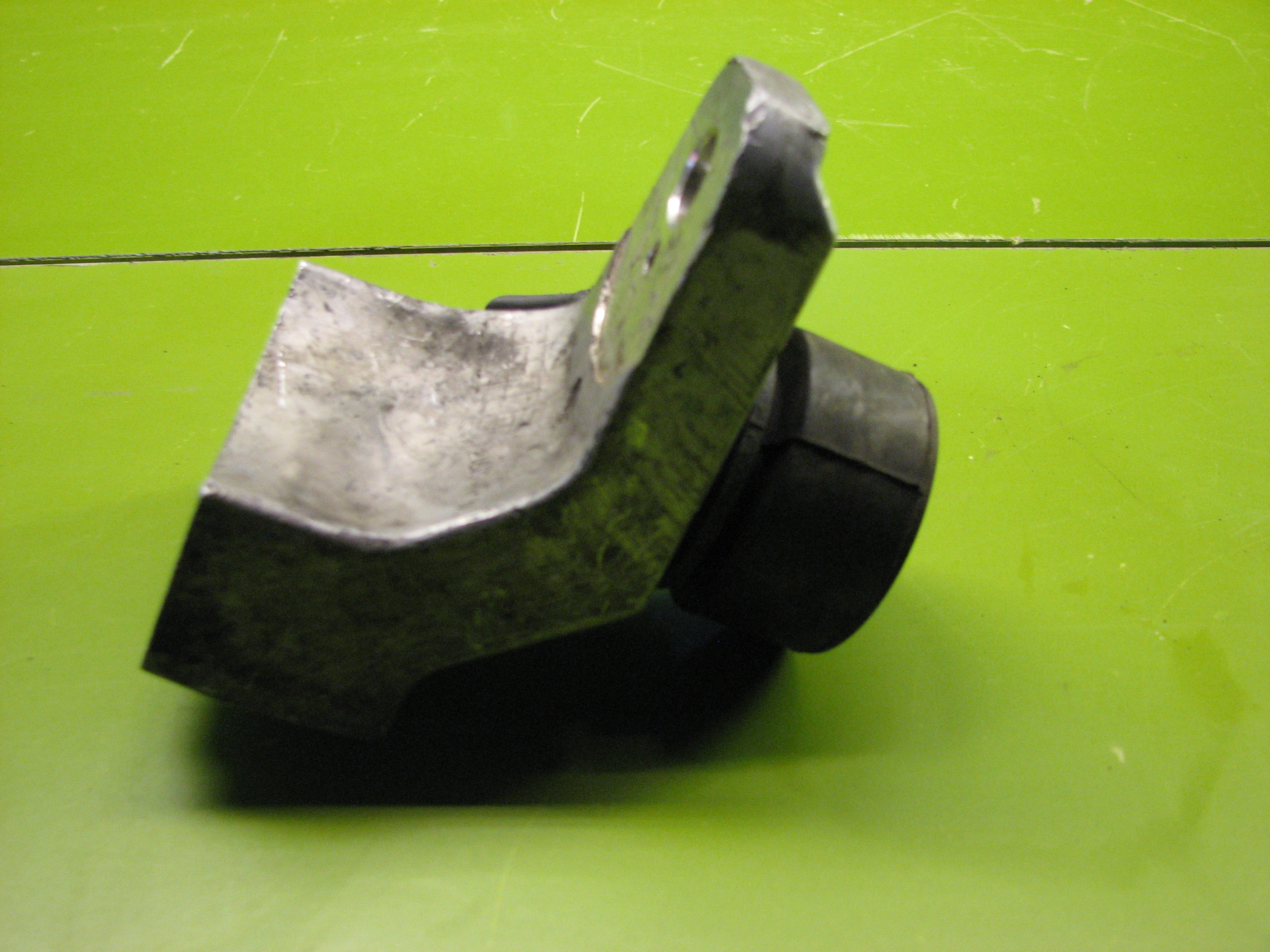 پایه رابط دسته موتور سمت شاگرد هیوندای - کیا