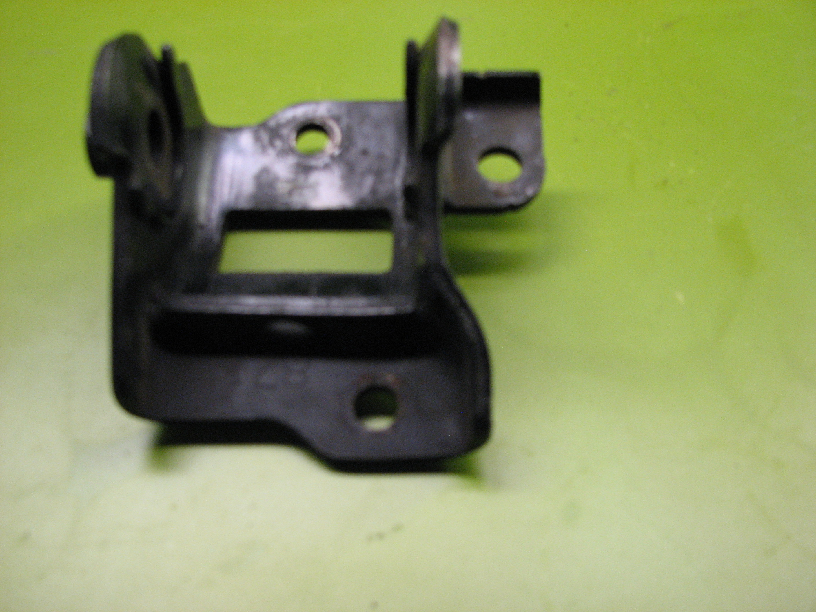 پایه دسته گیربکس شاتونی هیوندای - کیا