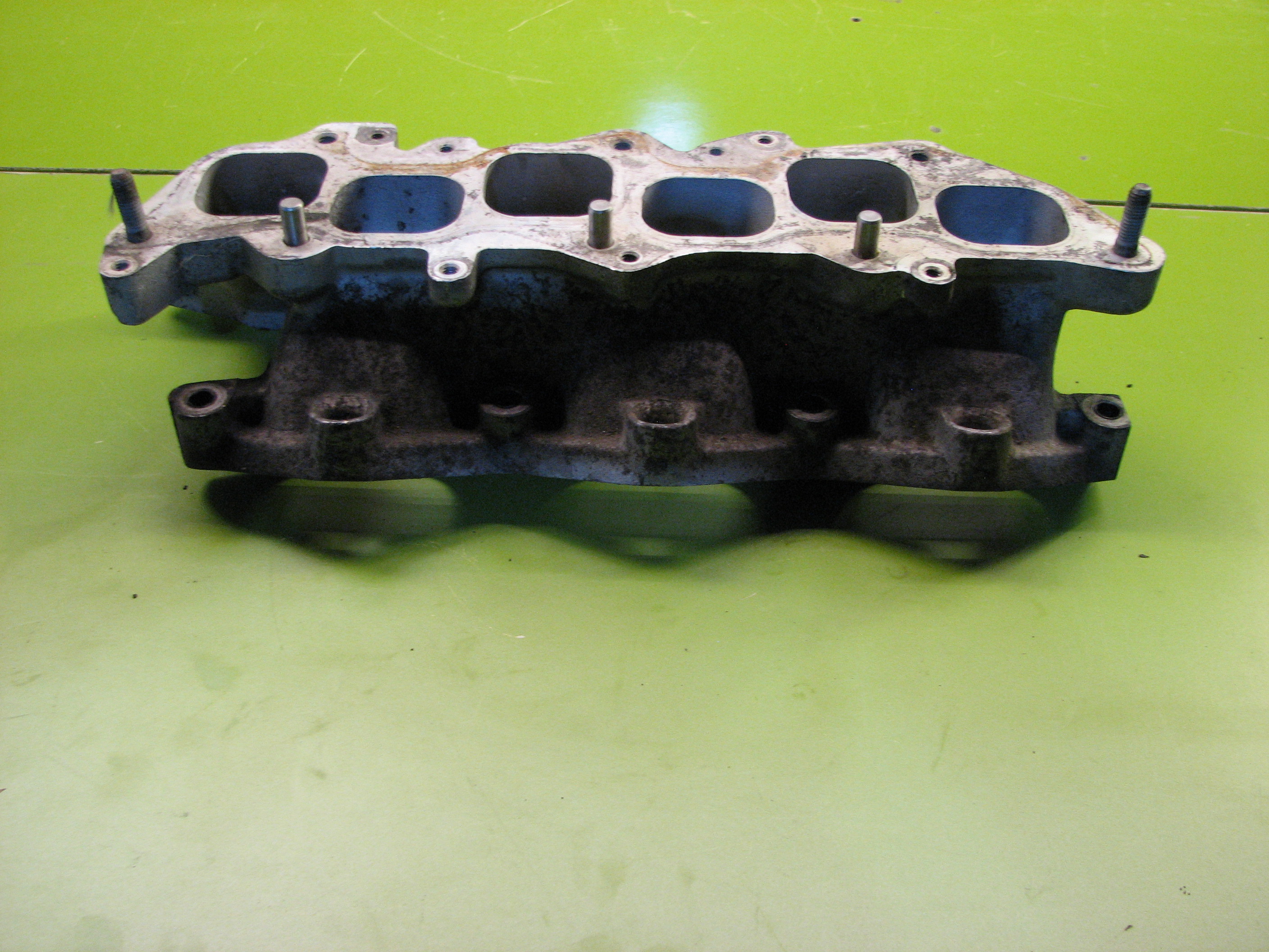 پایه منیفولد اپیروس