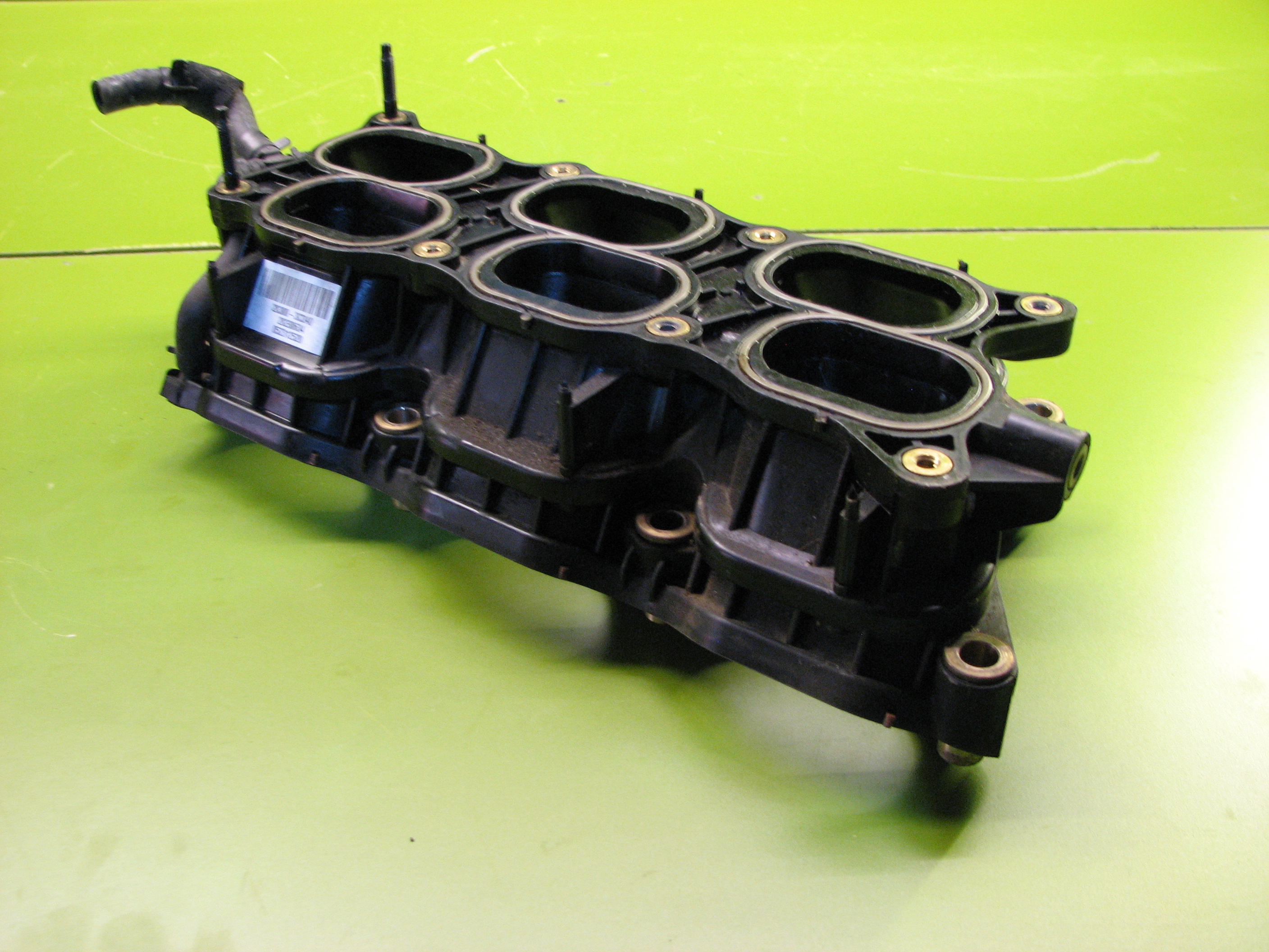 پایه منیفولد جنسیس سدان و کوپه GDI