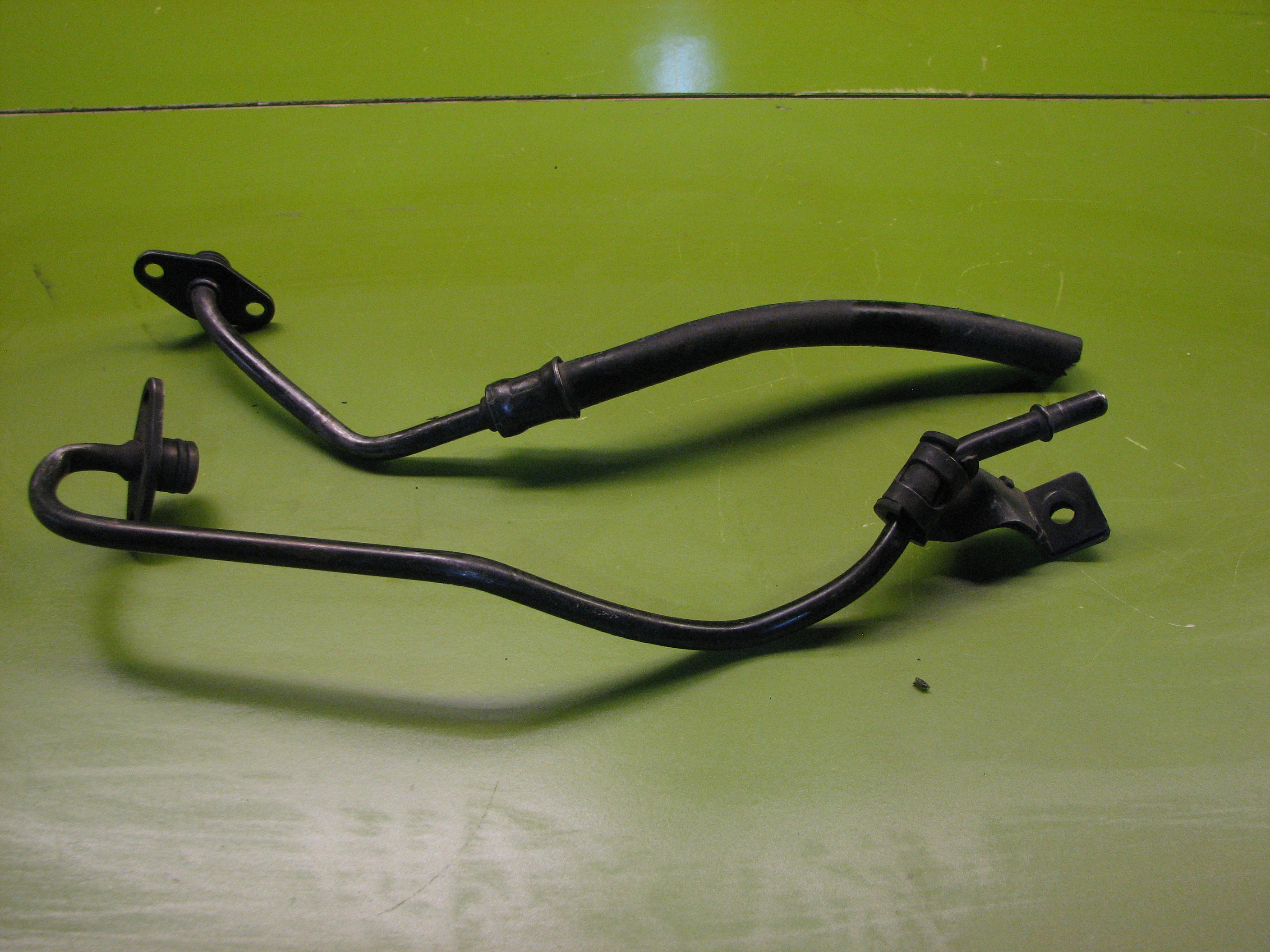 شیلنگ بنزین ورودی به ریل سوخت هیوندای کیا