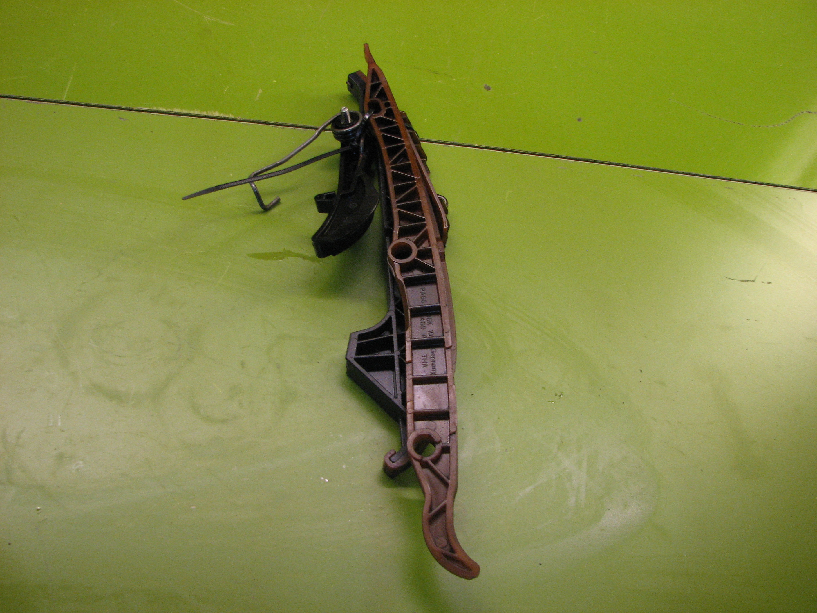 کیت و بالشتک زنجیر تایم تیگوان