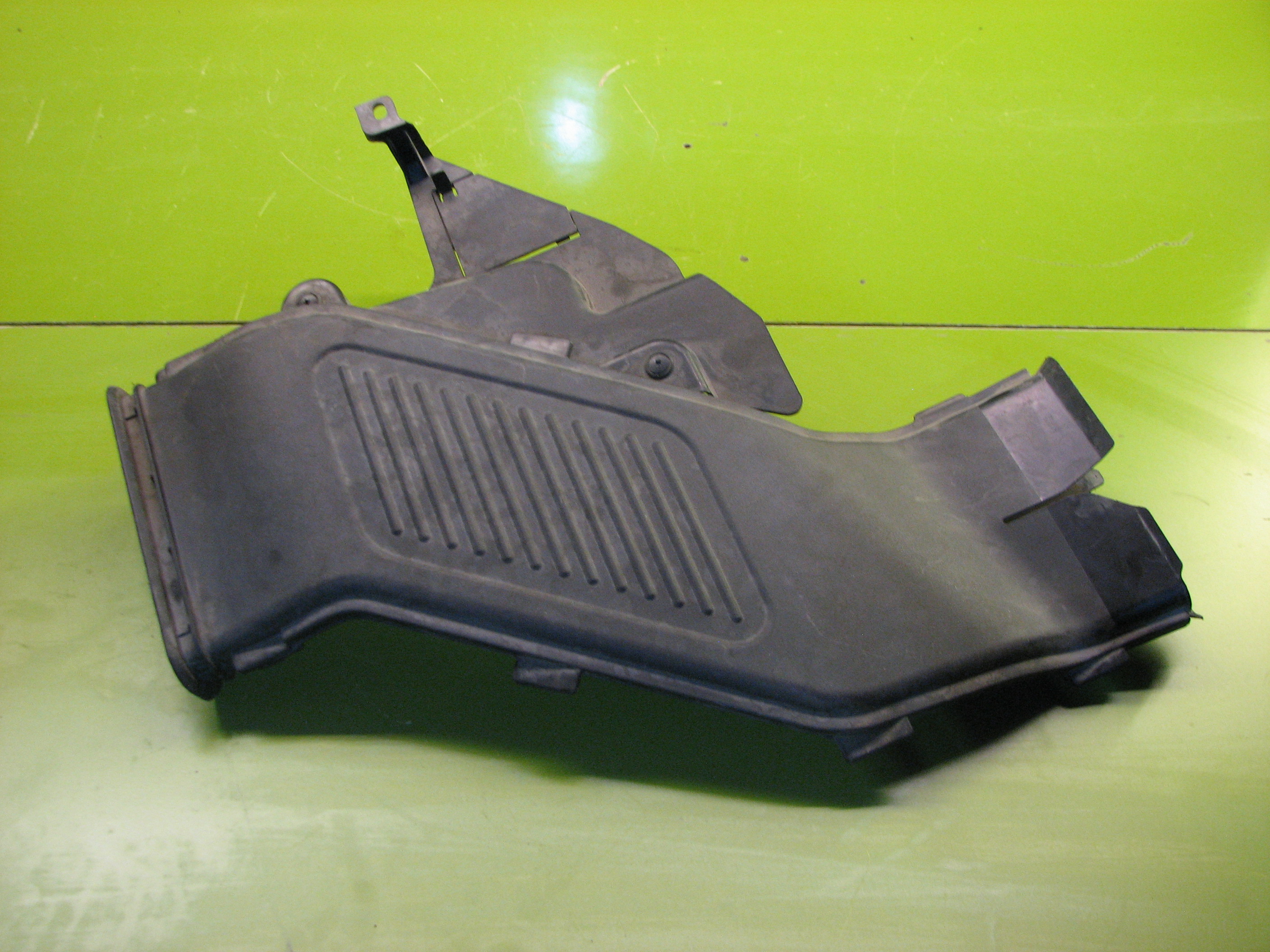 هواکش جلو مزدا 3