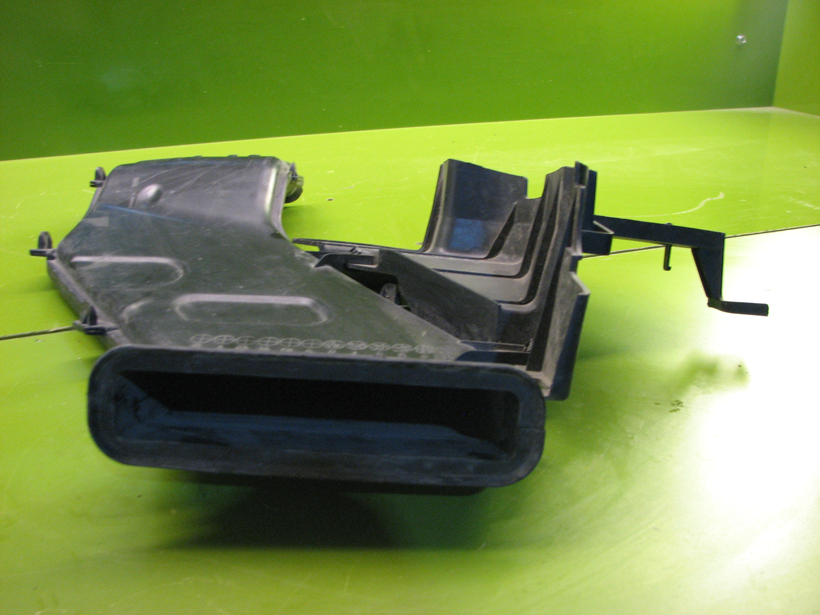 هواکش جلو مزدا 3