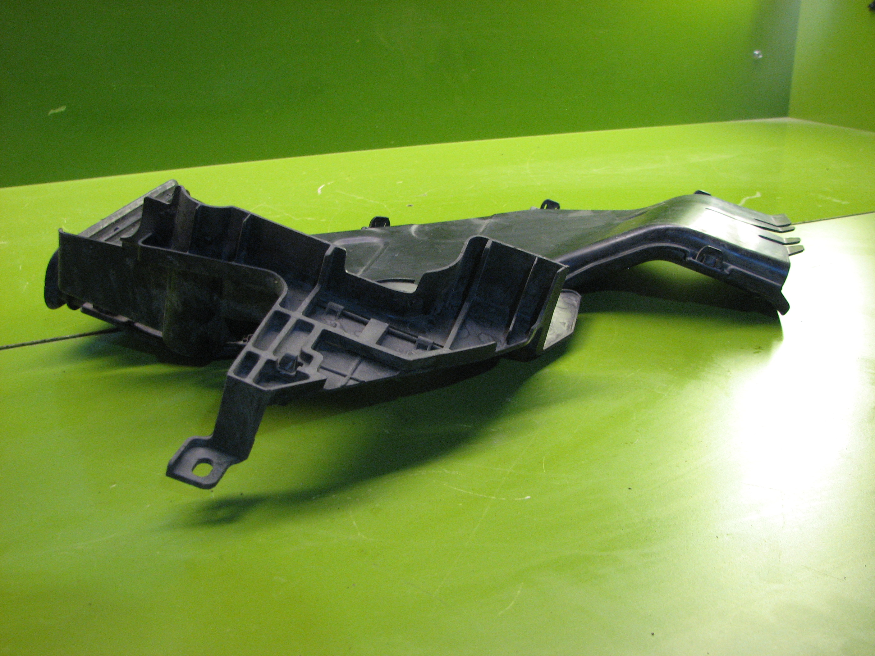 هواکش جلو مزدا 3