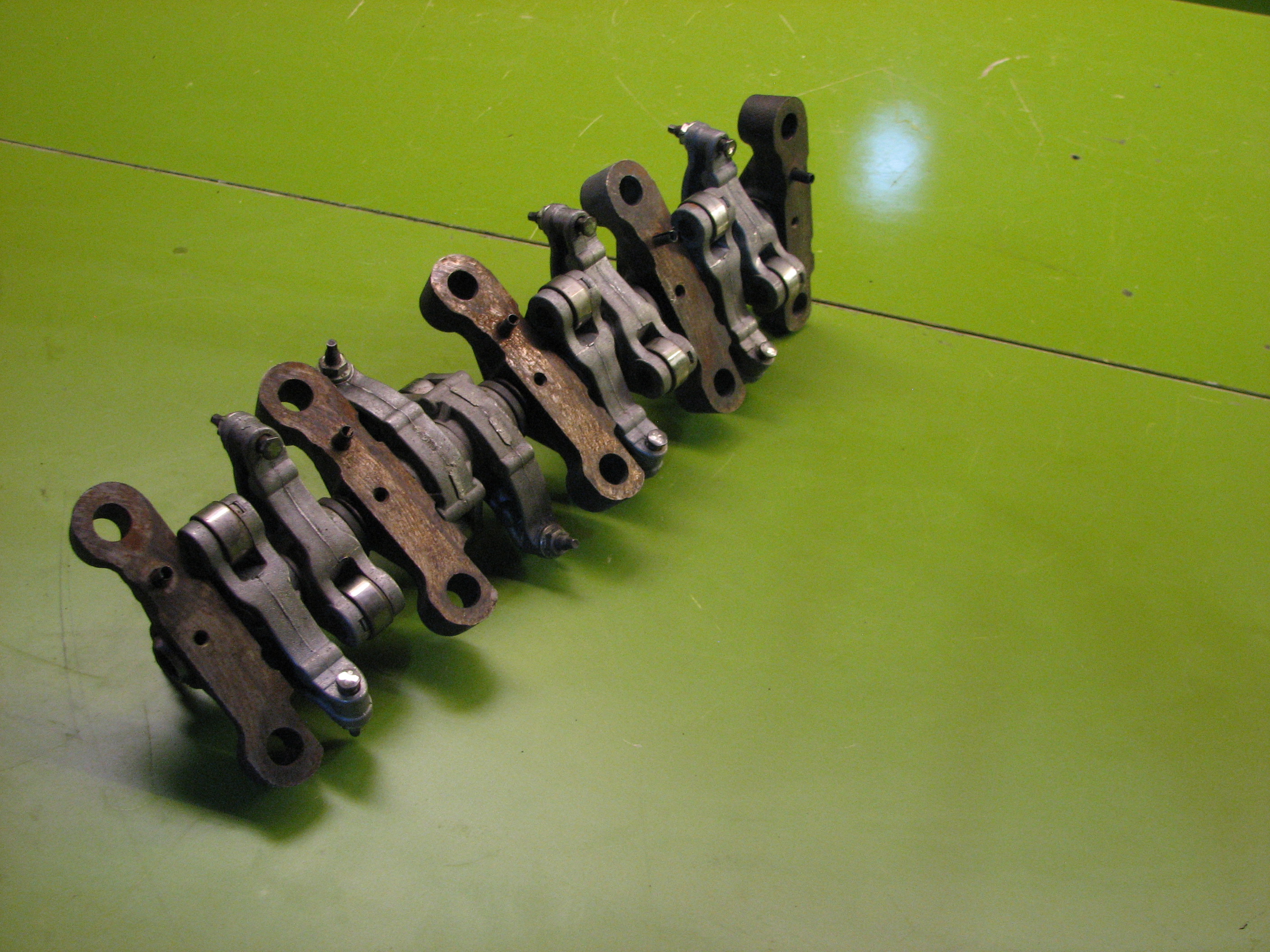 دستک سوپاپ 206