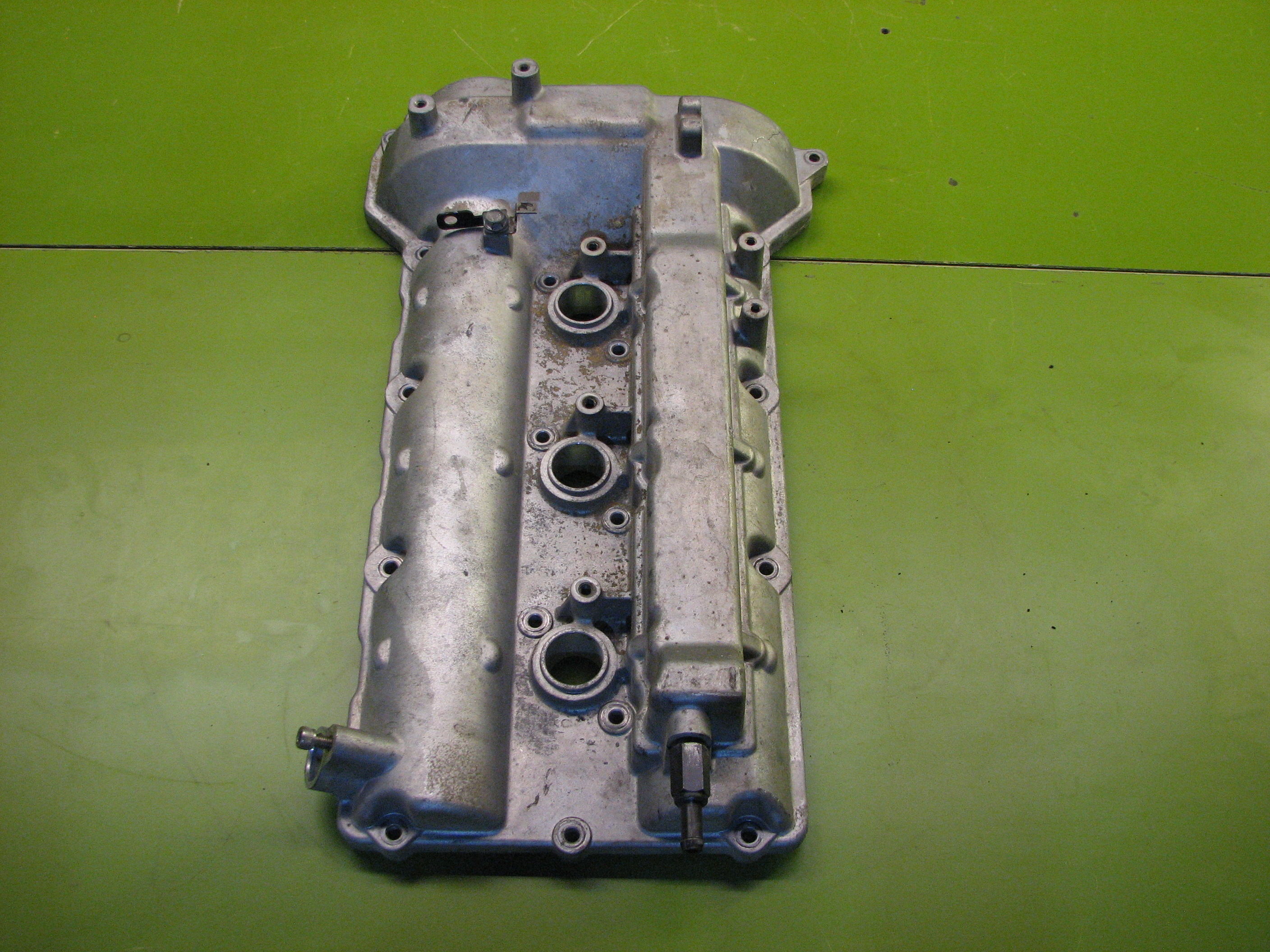 درب سوپاپ راست آزرا