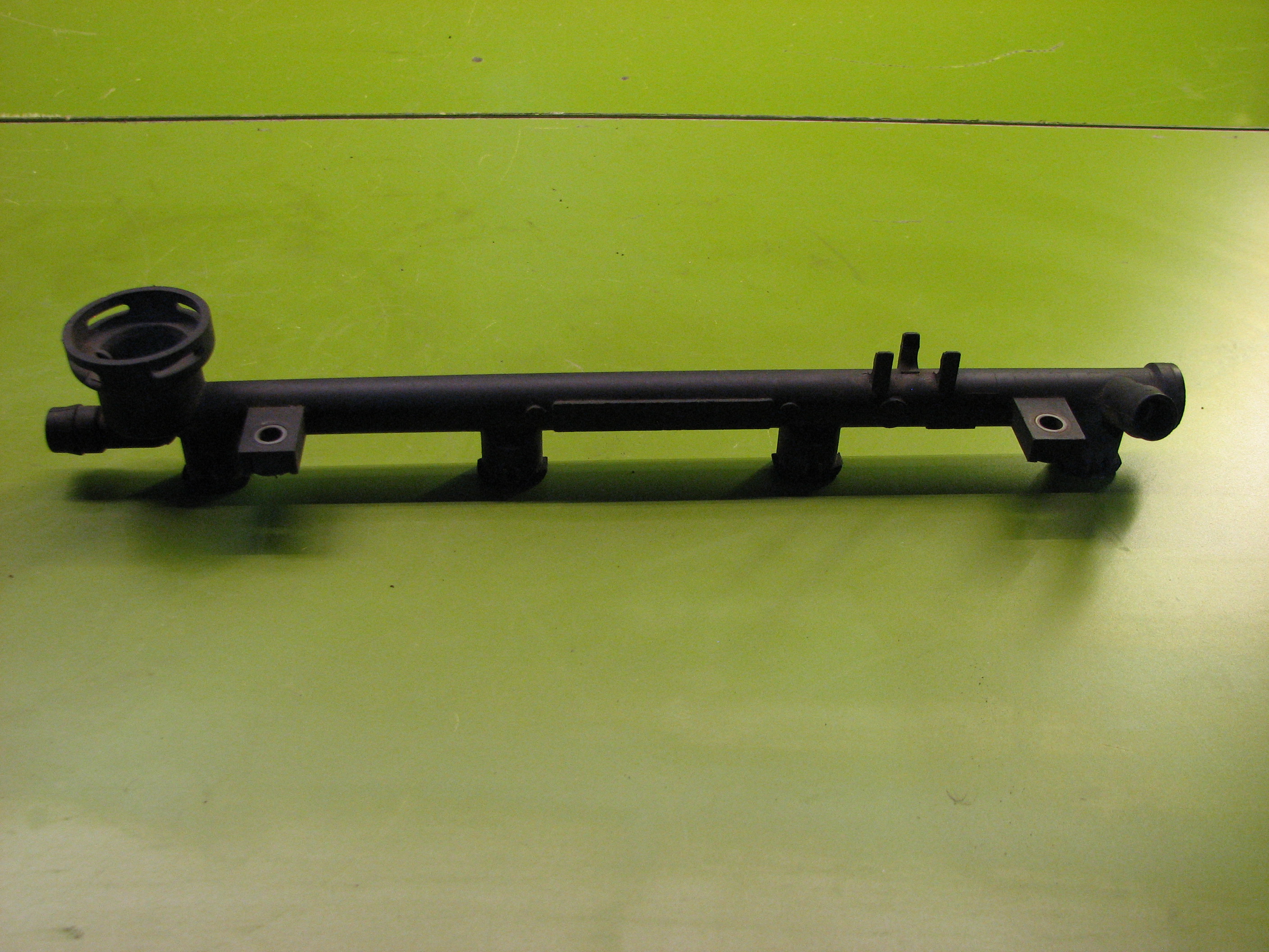 ریل سوخت رنو