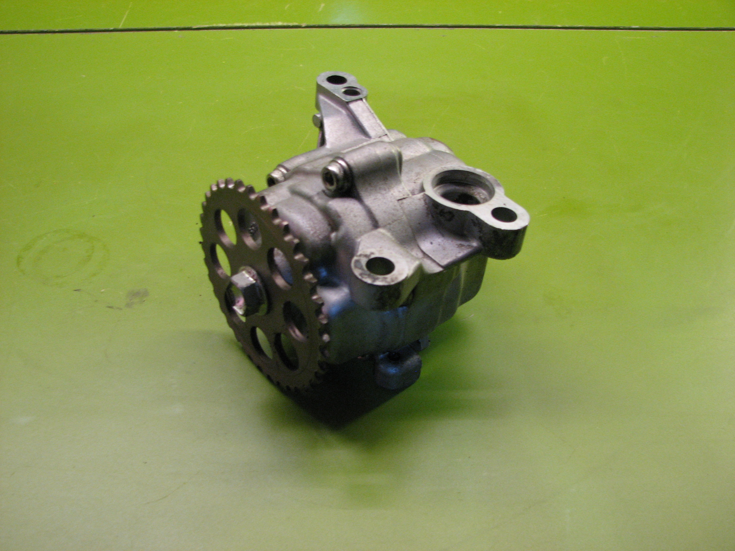 اویل پمپ ویتارا 2000