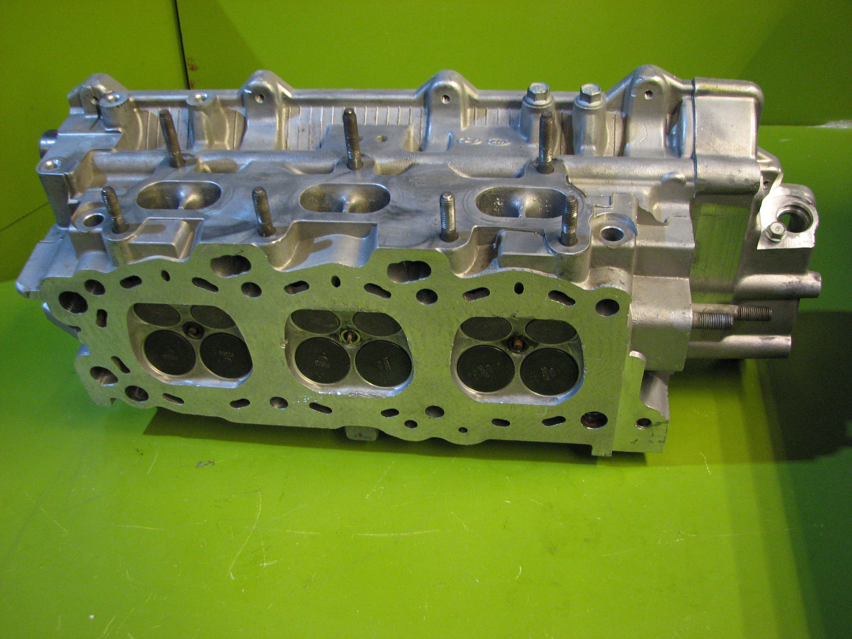 سر سیلندر سانتافه 2/7 - چپ - N7